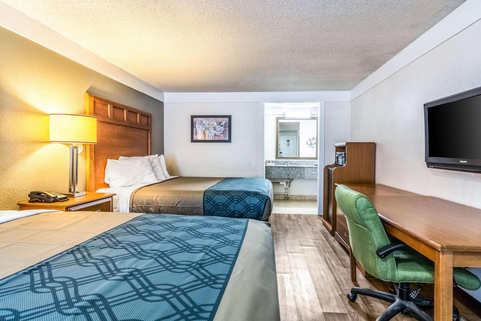 Econo Lodge Gastonia North gallery photo in Gastonia, NC — image 6