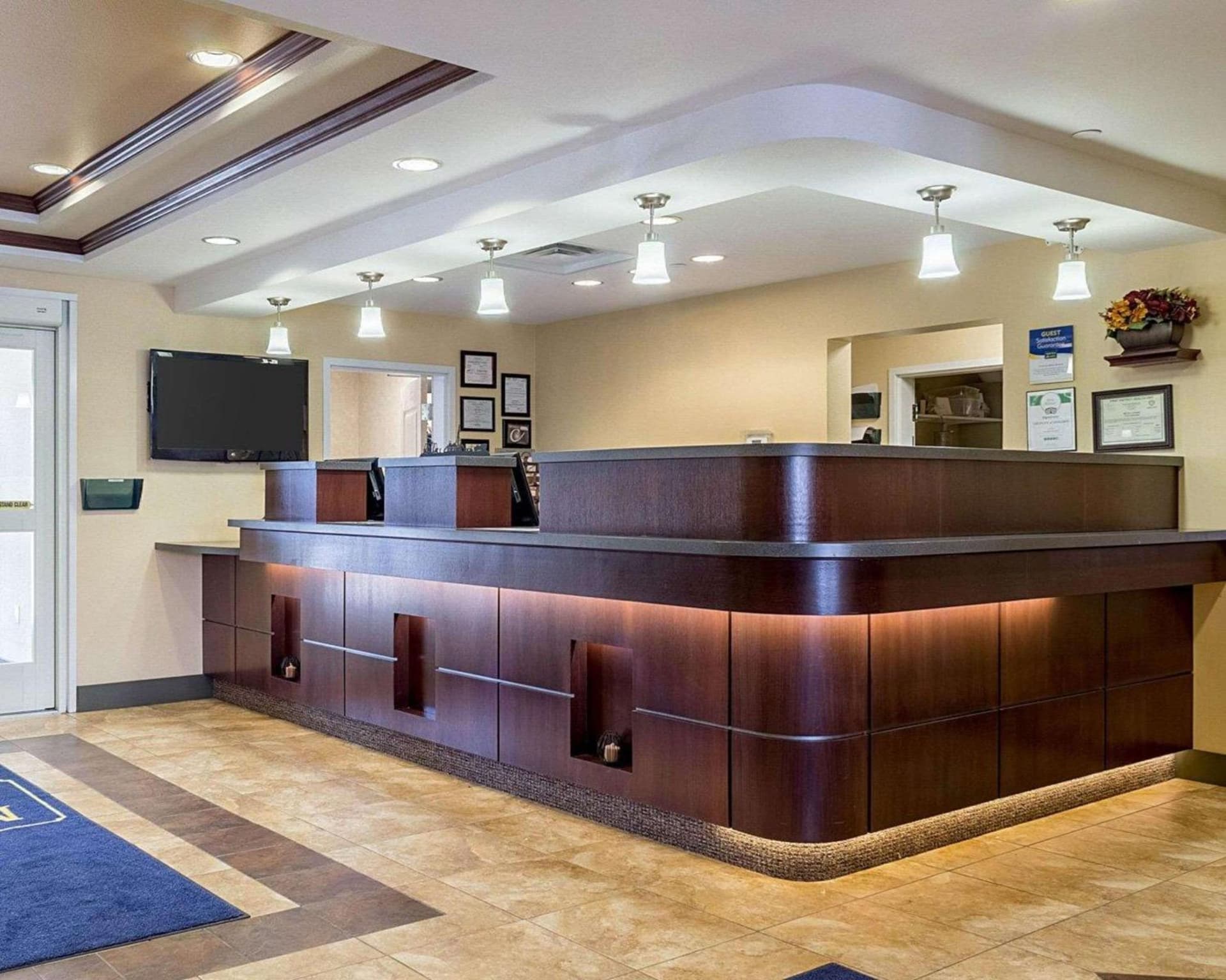 MainStay Suites Minot property views in Minot, ND — gallery photo 3