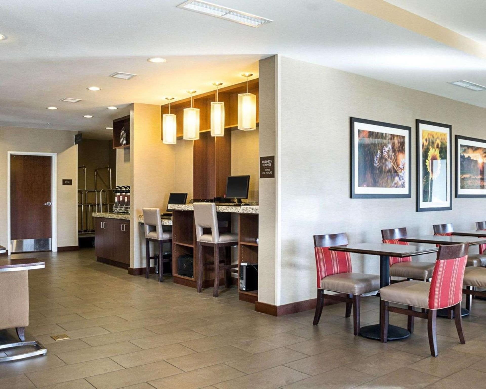Comfort Suites Fargo Medical Center gallery photo in Fargo, ND — image 31