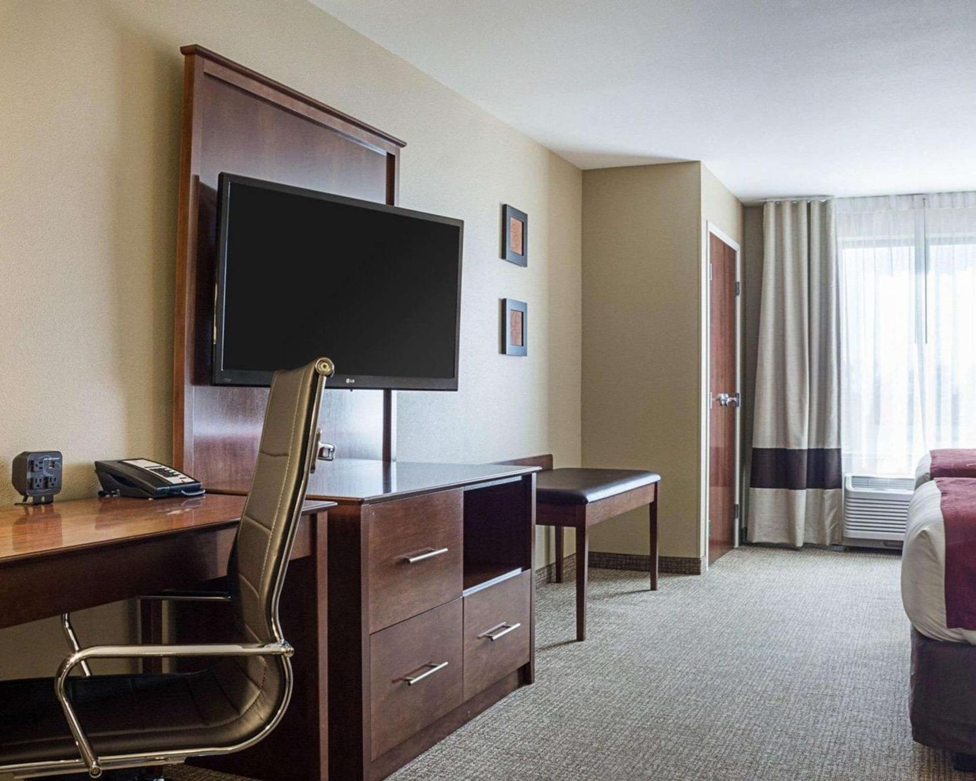 Comfort Suites Fargo Medical Center gallery photo in Fargo, ND — image 32