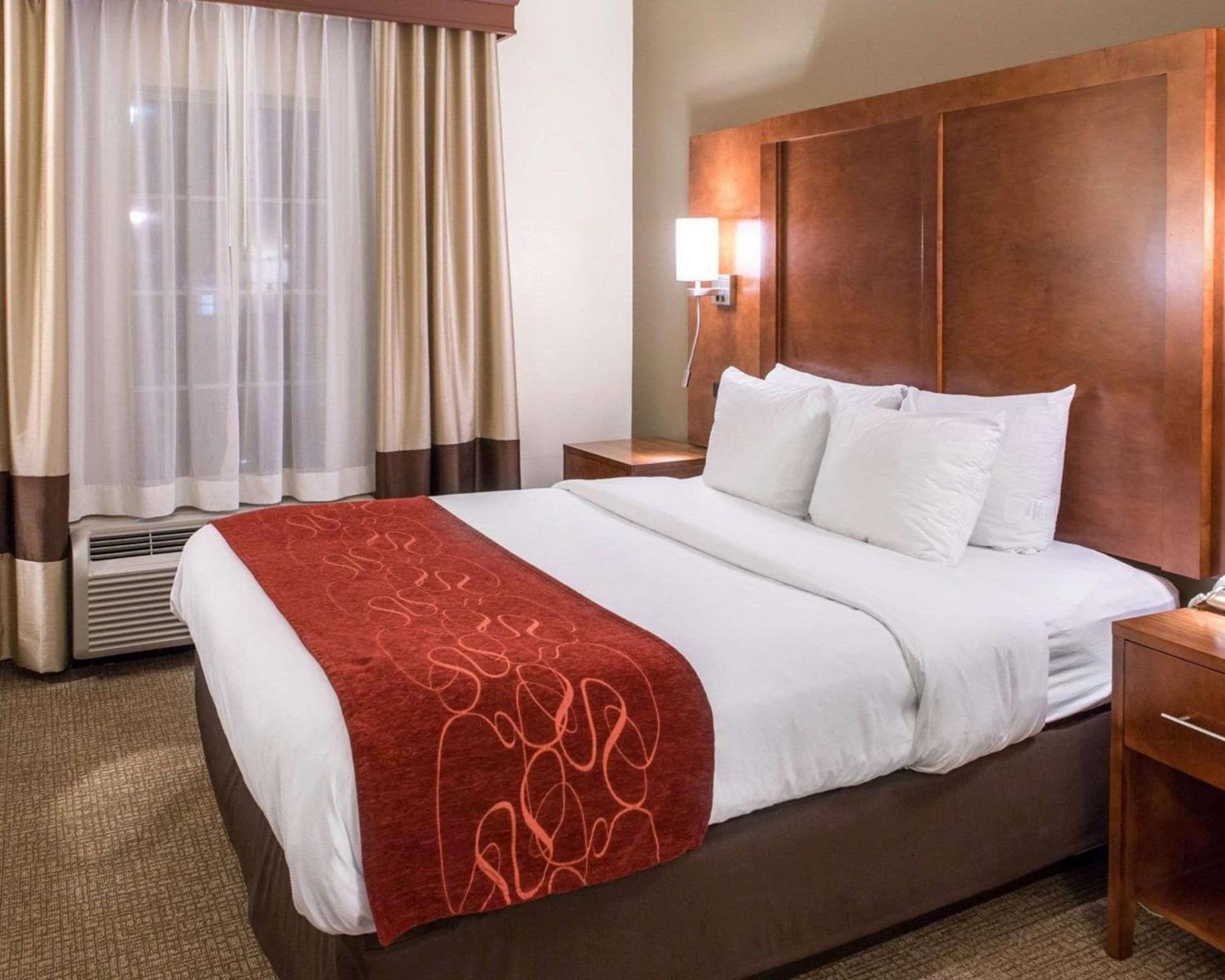 Comfort Suites Newark - Harrison gallery photo in Newark, NJ — image 28