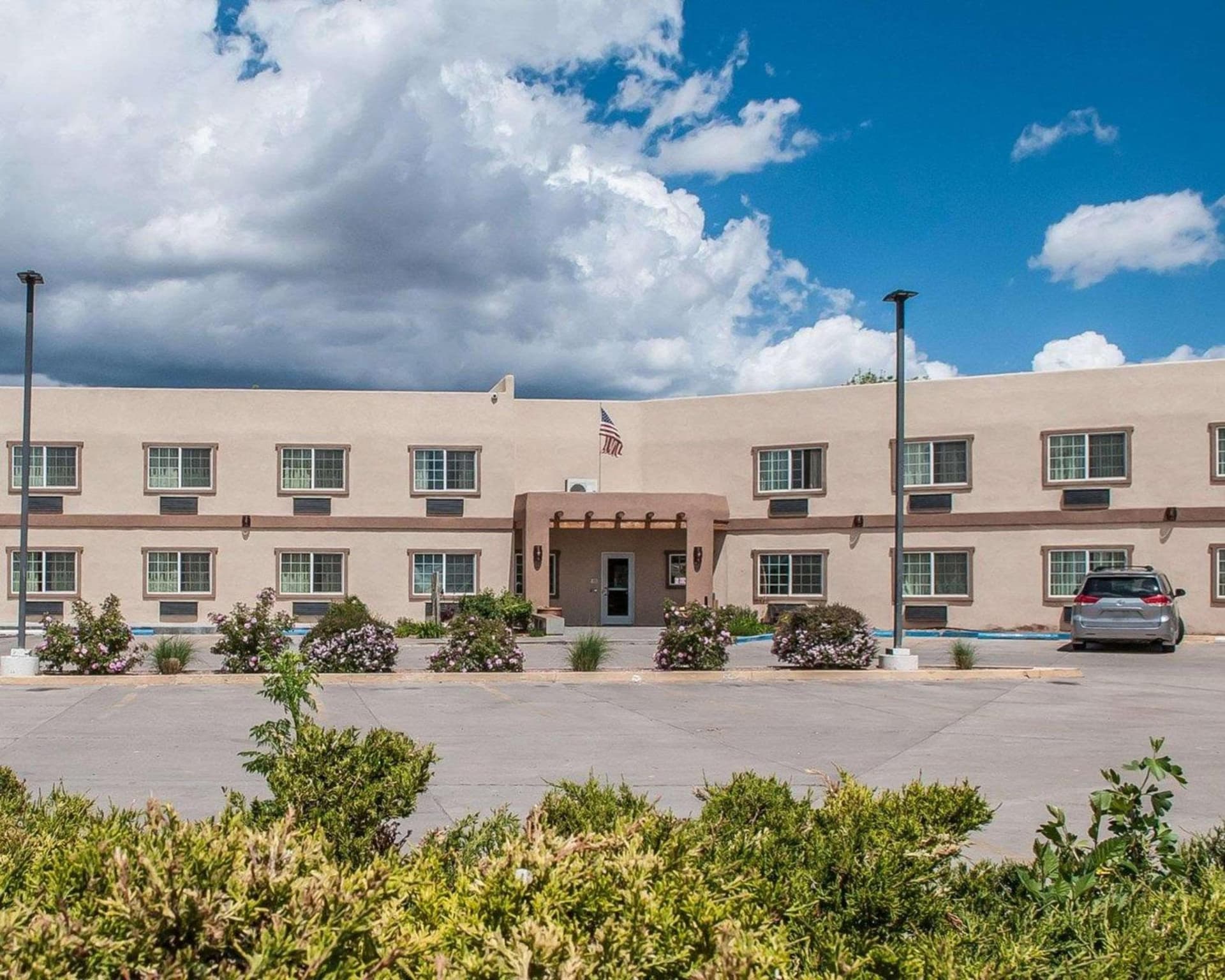 Econo Lodge Inn & Suites Santa Fe South interior in Santa Fe, NM — gallery photo 2