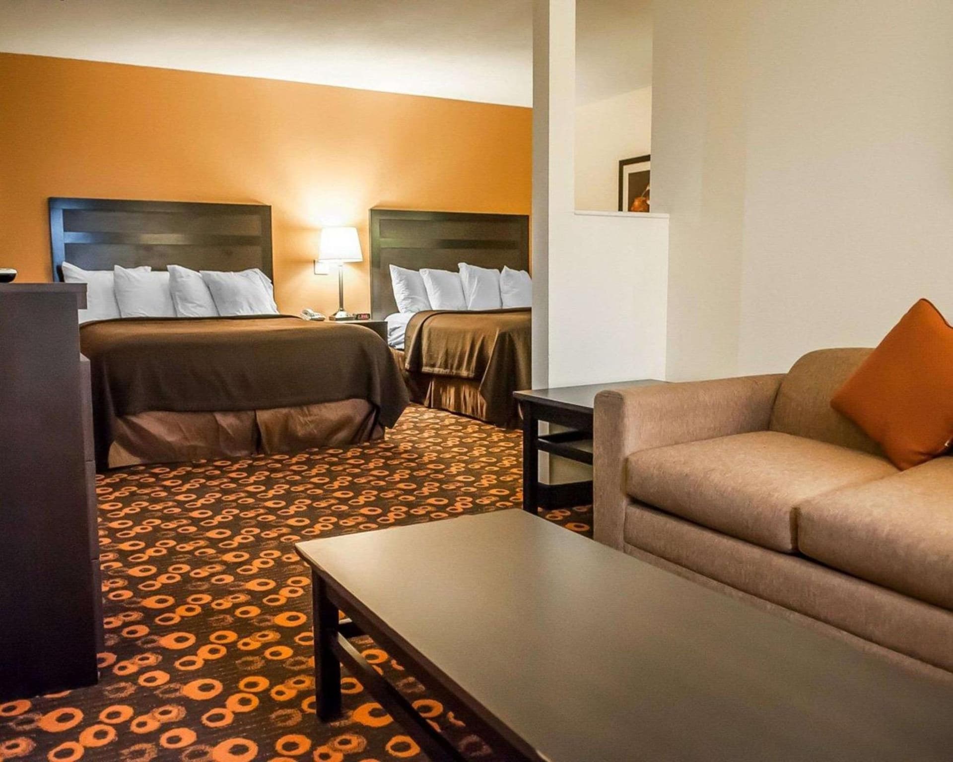 Econo Lodge Inn & Suites Santa Fe South gallery photo in Santa Fe, NM — image 35
