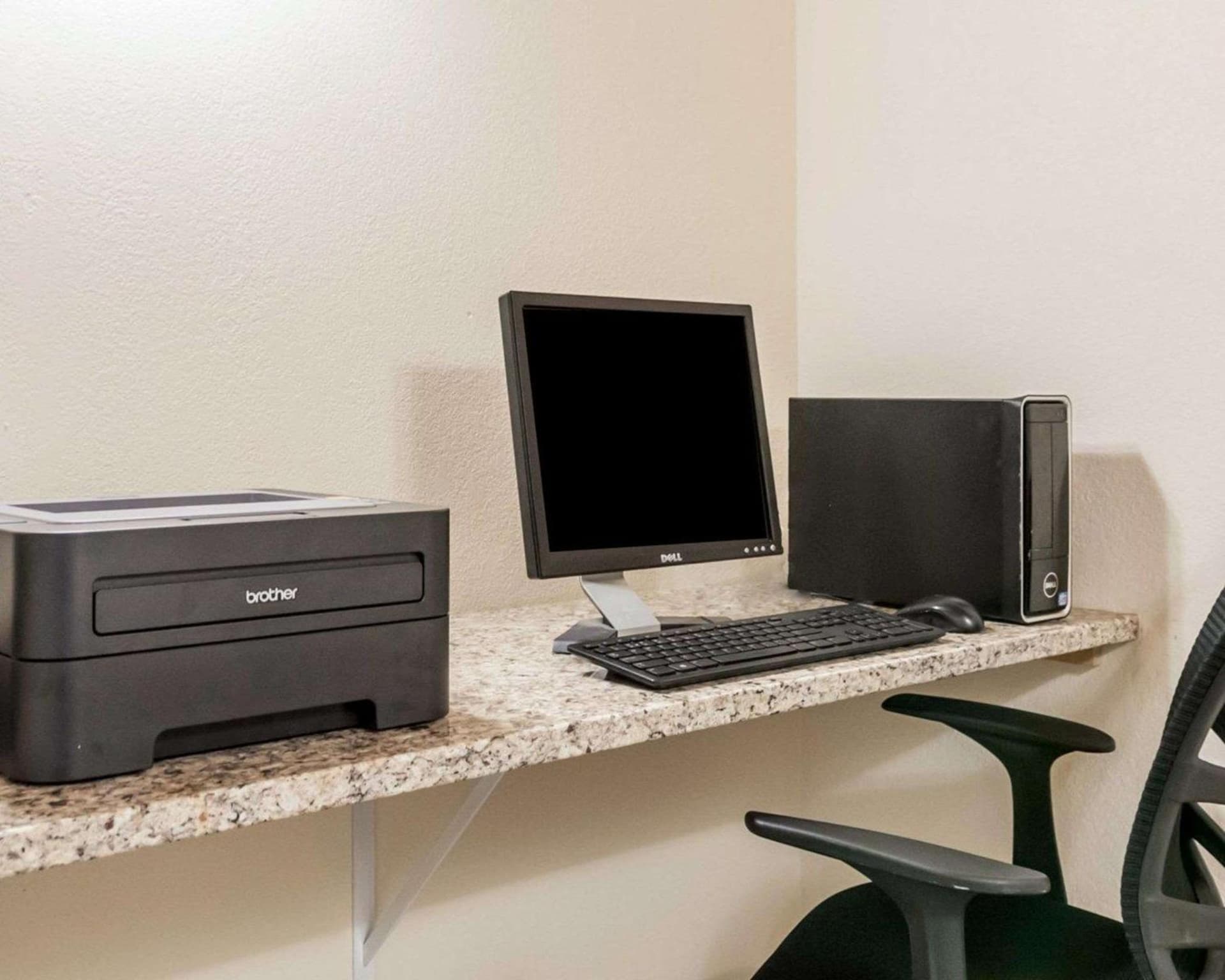 Quality Inn & Suites Albuquerque West gallery photo in Albuquerque, NM — image 24