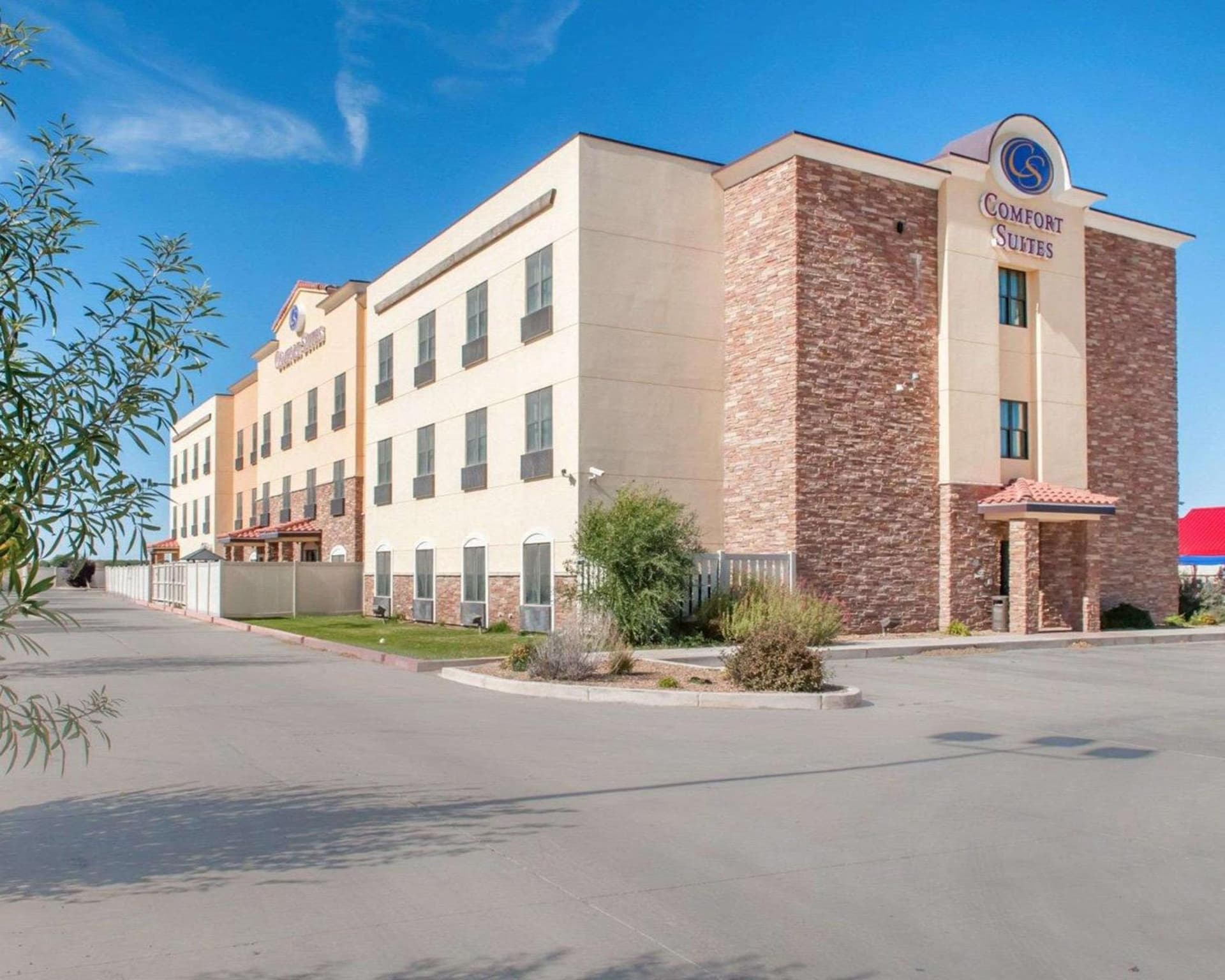 Comfort Suites Roswell North interior in Roswell, NM — gallery photo 2