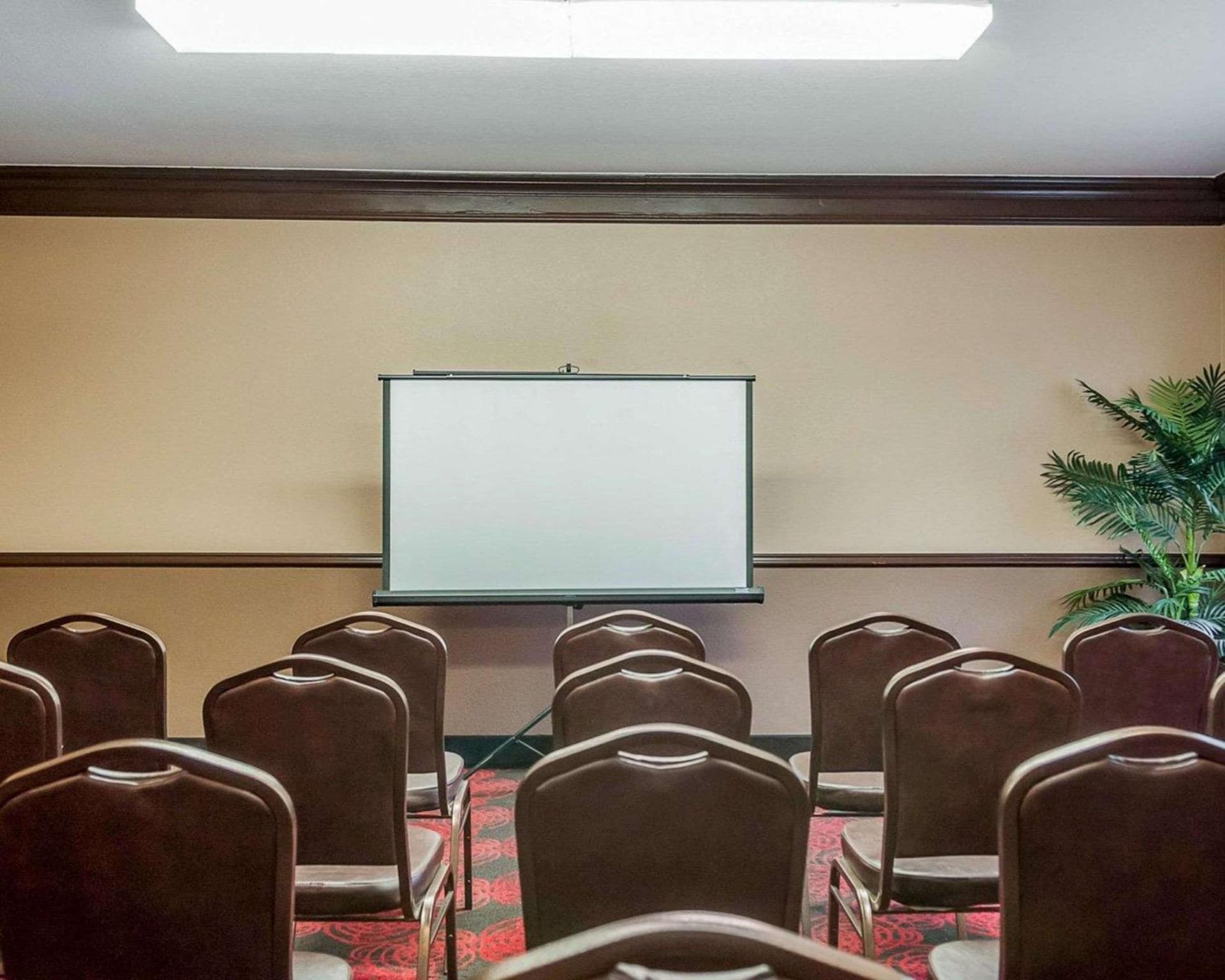 Quality Inn & Suites Albuquerque West gallery photo in Albuquerque, NM — image 15