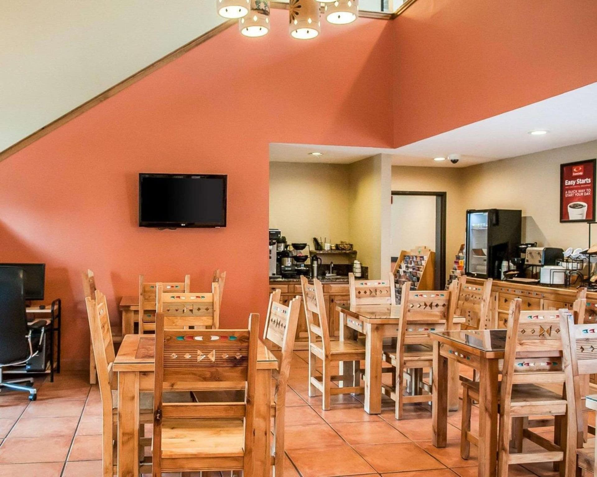 Econo Lodge Inn & Suites Santa Fe South gallery photo in Santa Fe, NM — image 9