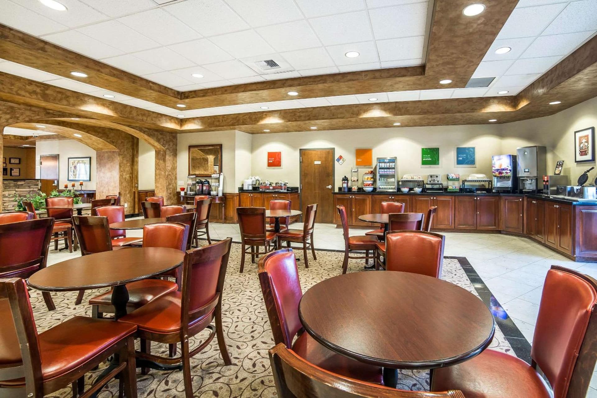 Comfort Inn & Suites Henderson - Las Vegas gallery photo in Las Vegas, NV — image 42