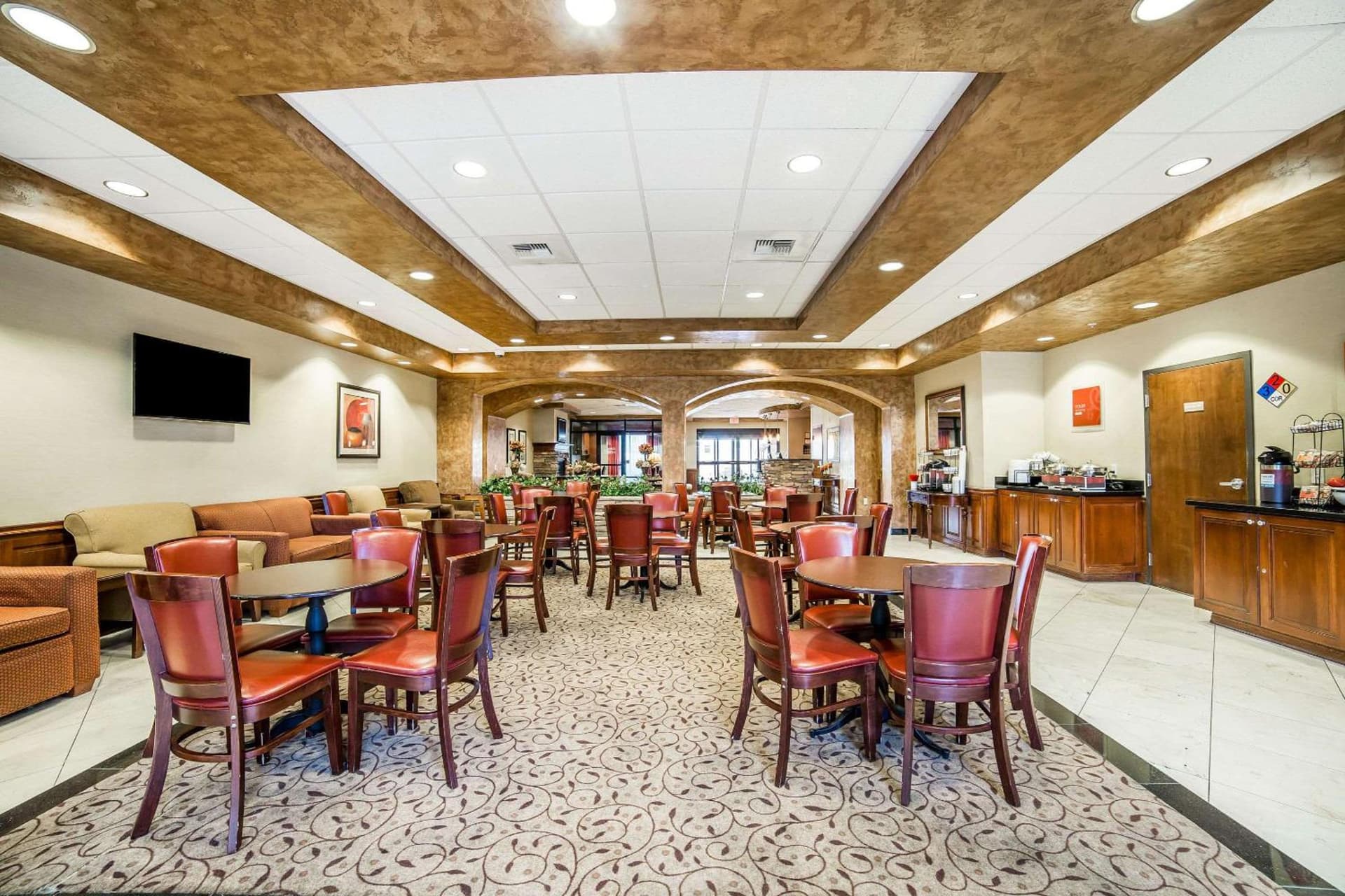 Comfort Inn & Suites Henderson - Las Vegas gallery photo in Las Vegas, NV — image 41