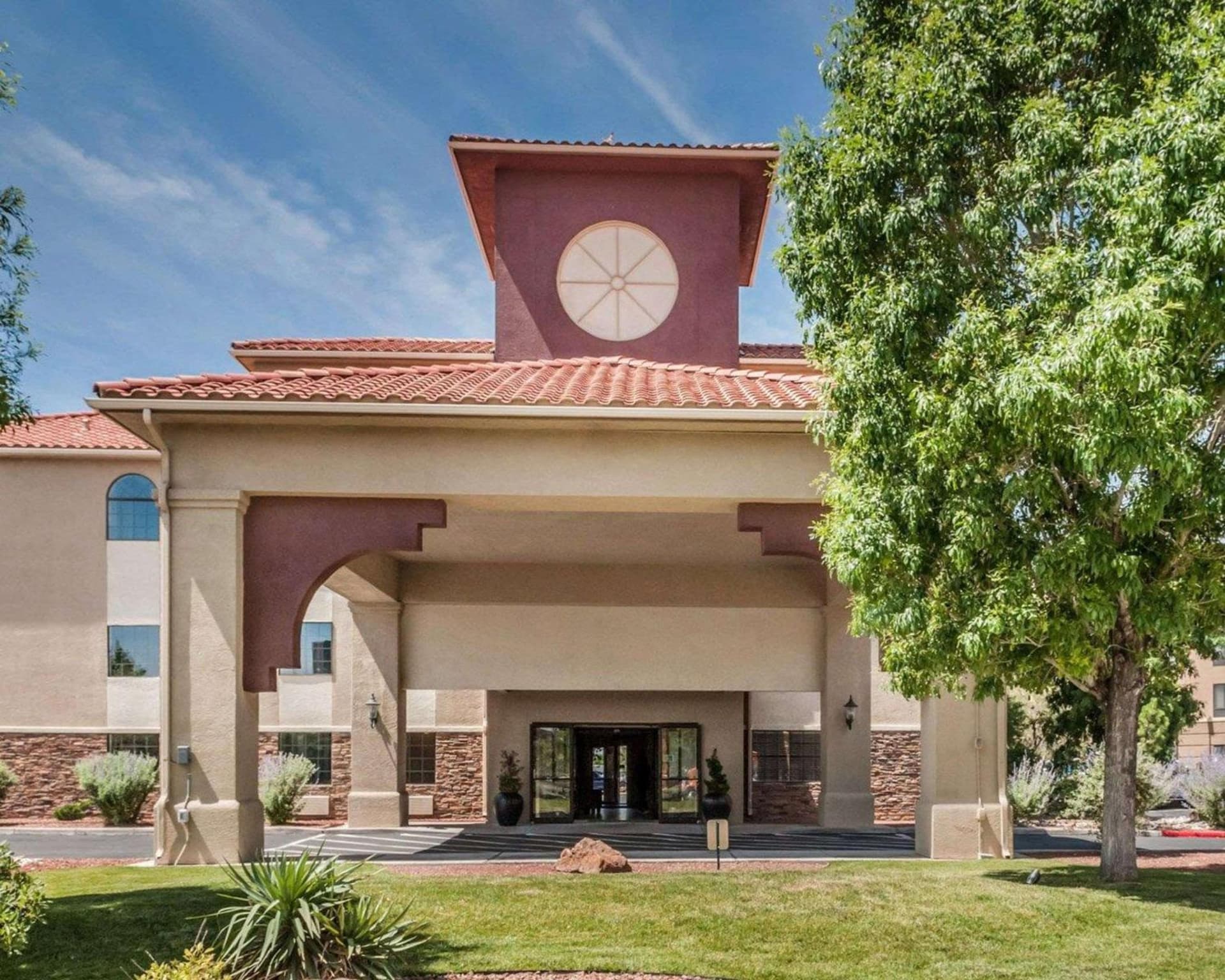 Quality Inn & Suites Albuquerque West gallery photo in Albuquerque, NM — image 17