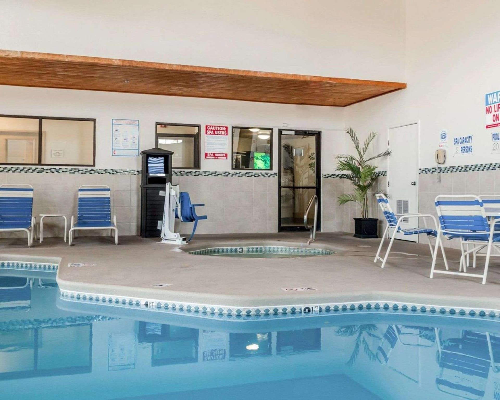 Quality Inn & Suites Albuquerque West gallery photo in Albuquerque, NM — image 19