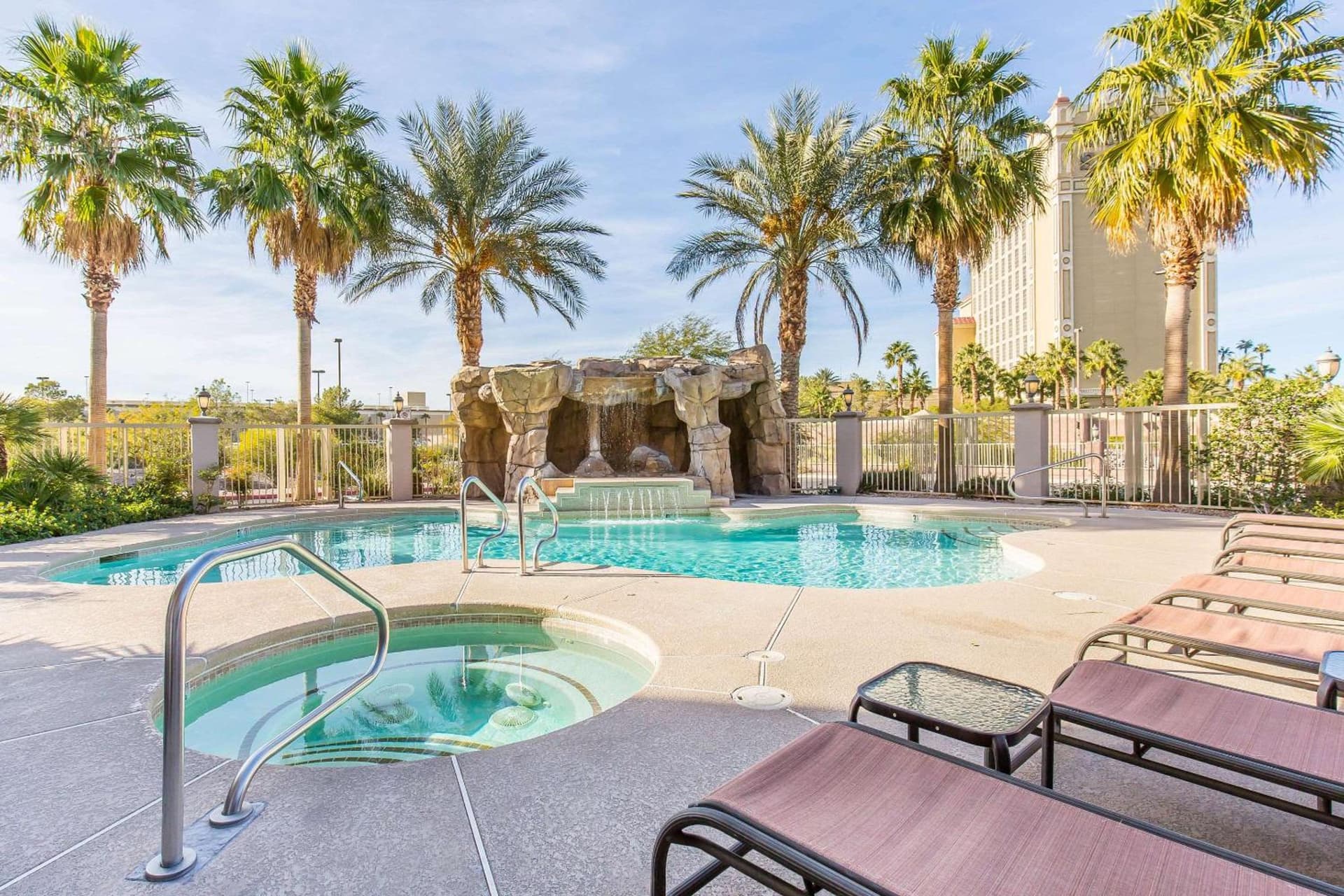 Comfort Inn & Suites Henderson - Las Vegas gallery photo in Las Vegas, NV — image 29