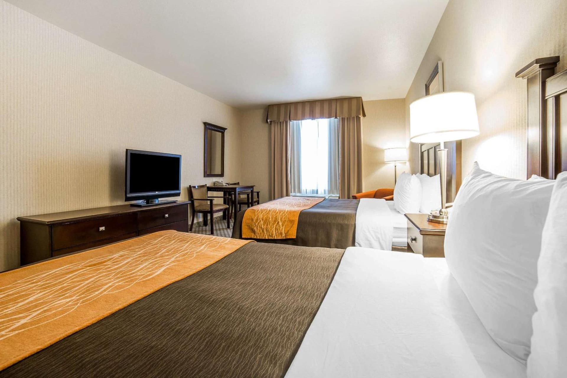 Comfort Inn & Suites Henderson - Las Vegas gallery photo in Las Vegas, NV — image 5