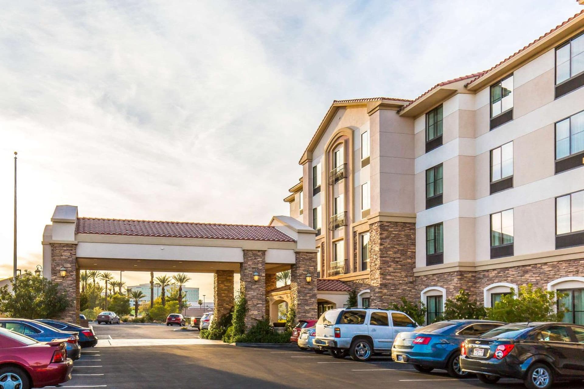 Comfort Inn & Suites Henderson - Las Vegas gallery photo in Las Vegas, NV — image 19