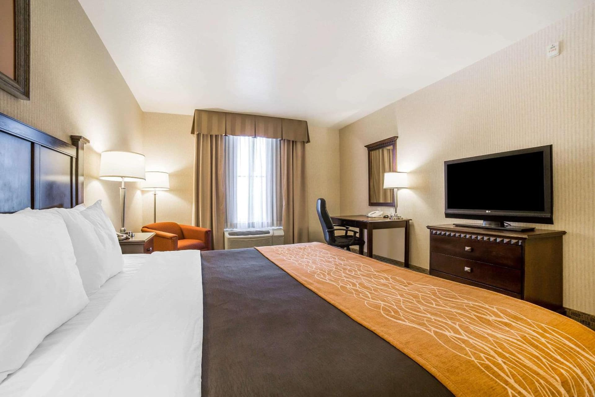 Comfort Inn & Suites Henderson - Las Vegas gallery photo in Las Vegas, NV — image 32