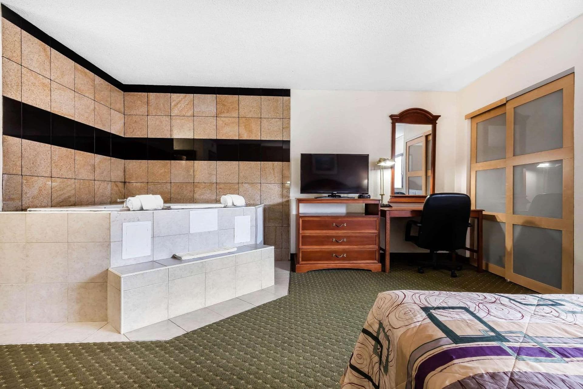 Quality Inn & Suites Binghamton Vestal gallery photo in Binghamton, NY — image 22