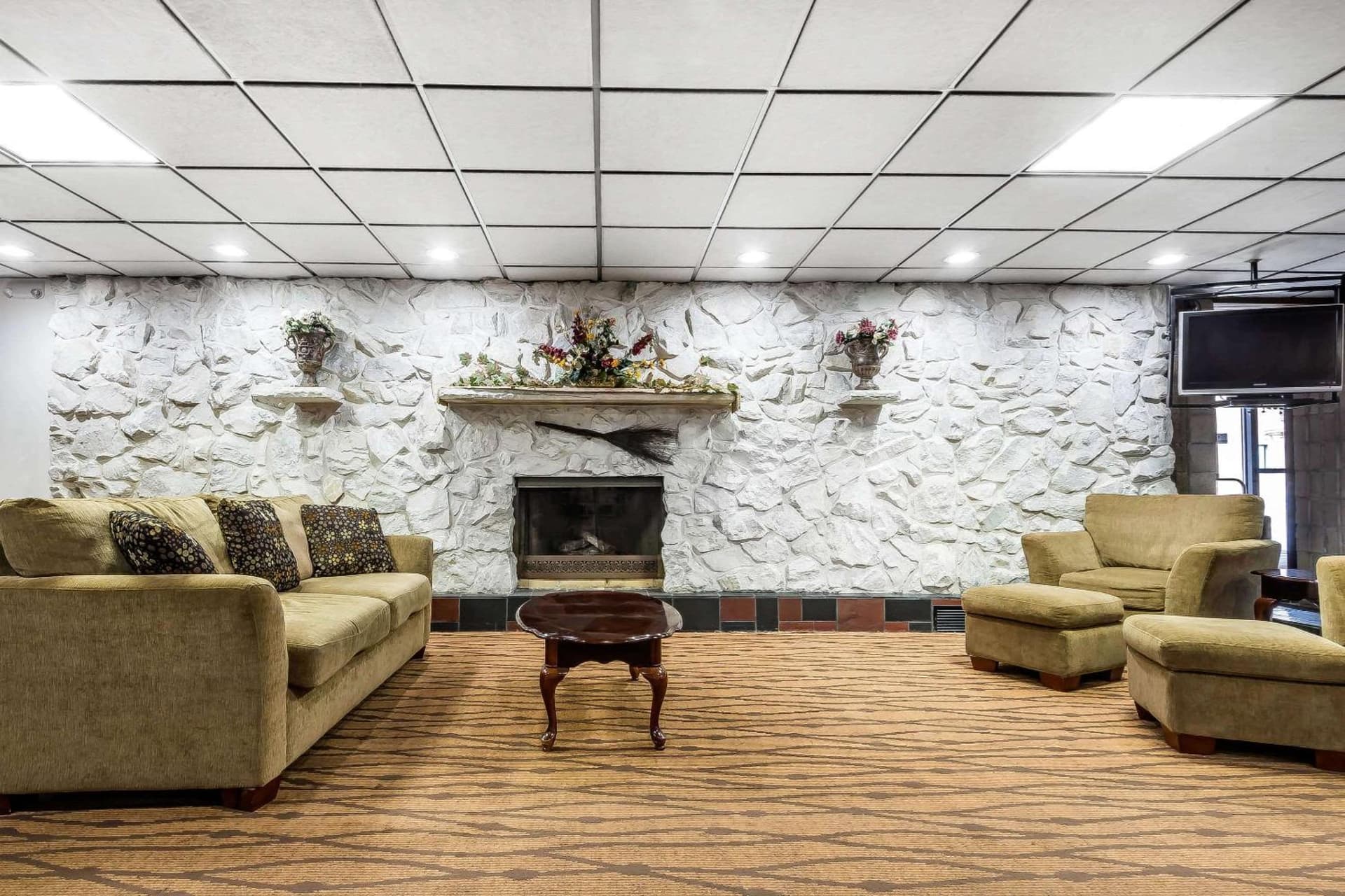 Quality Inn & Suites Binghamton Vestal gallery photo in Binghamton, NY — image 15