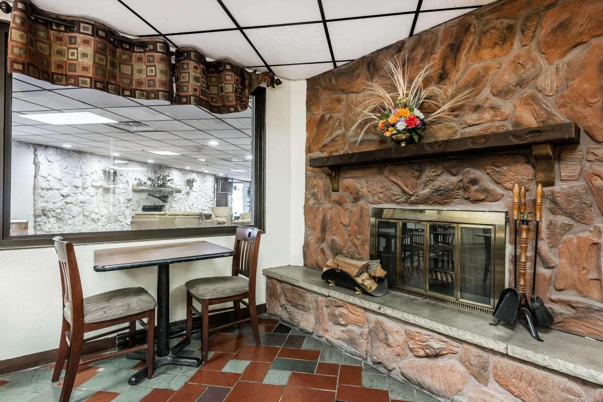 Quality Inn & Suites Binghamton Vestal gallery photo in Binghamton, NY — image 27
