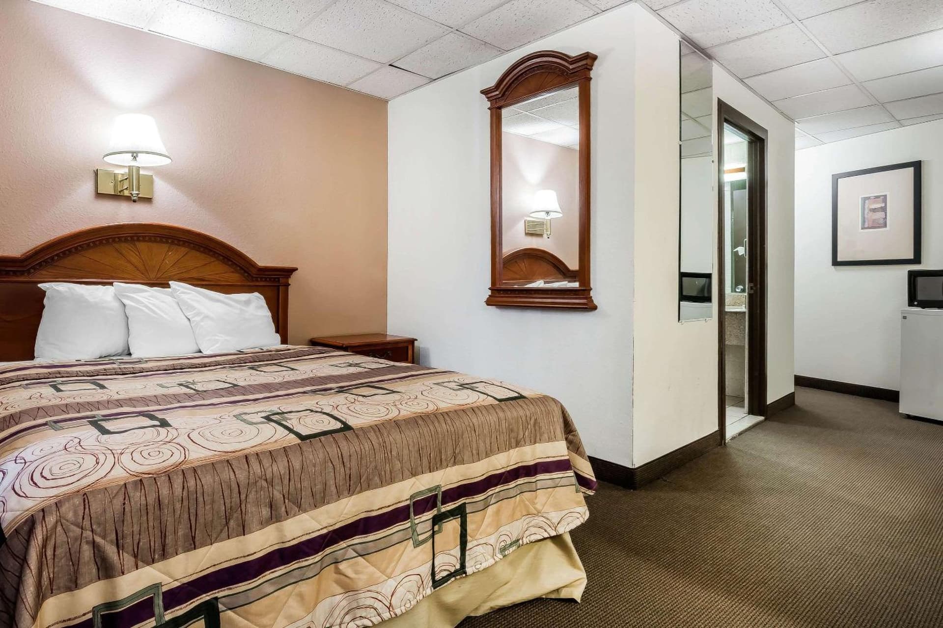 Quality Inn & Suites Binghamton Vestal property views in Binghamton, NY — gallery photo 3