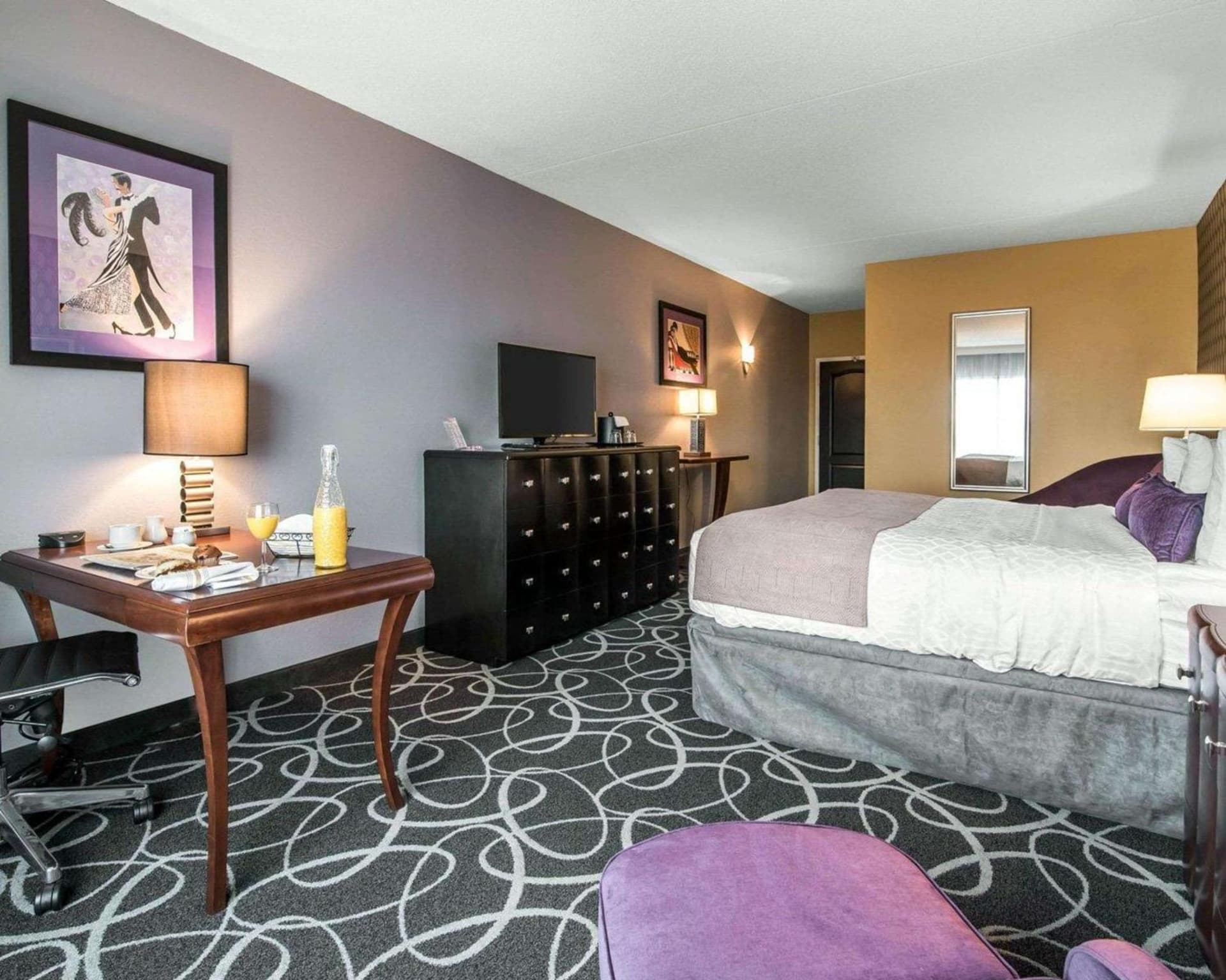 Park Manor Hotel gallery photo in Clifton Park, NY — image 37