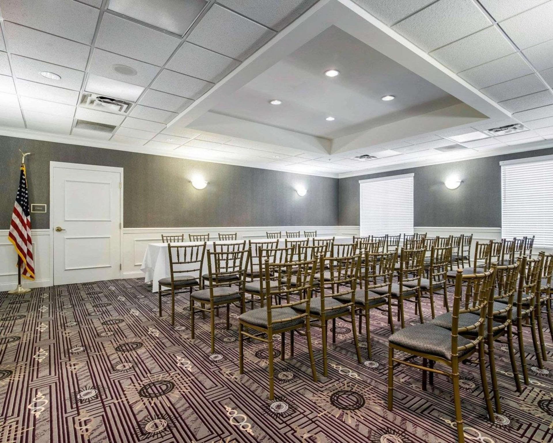 Park Manor Hotel gallery photo in Clifton Park, NY — image 45