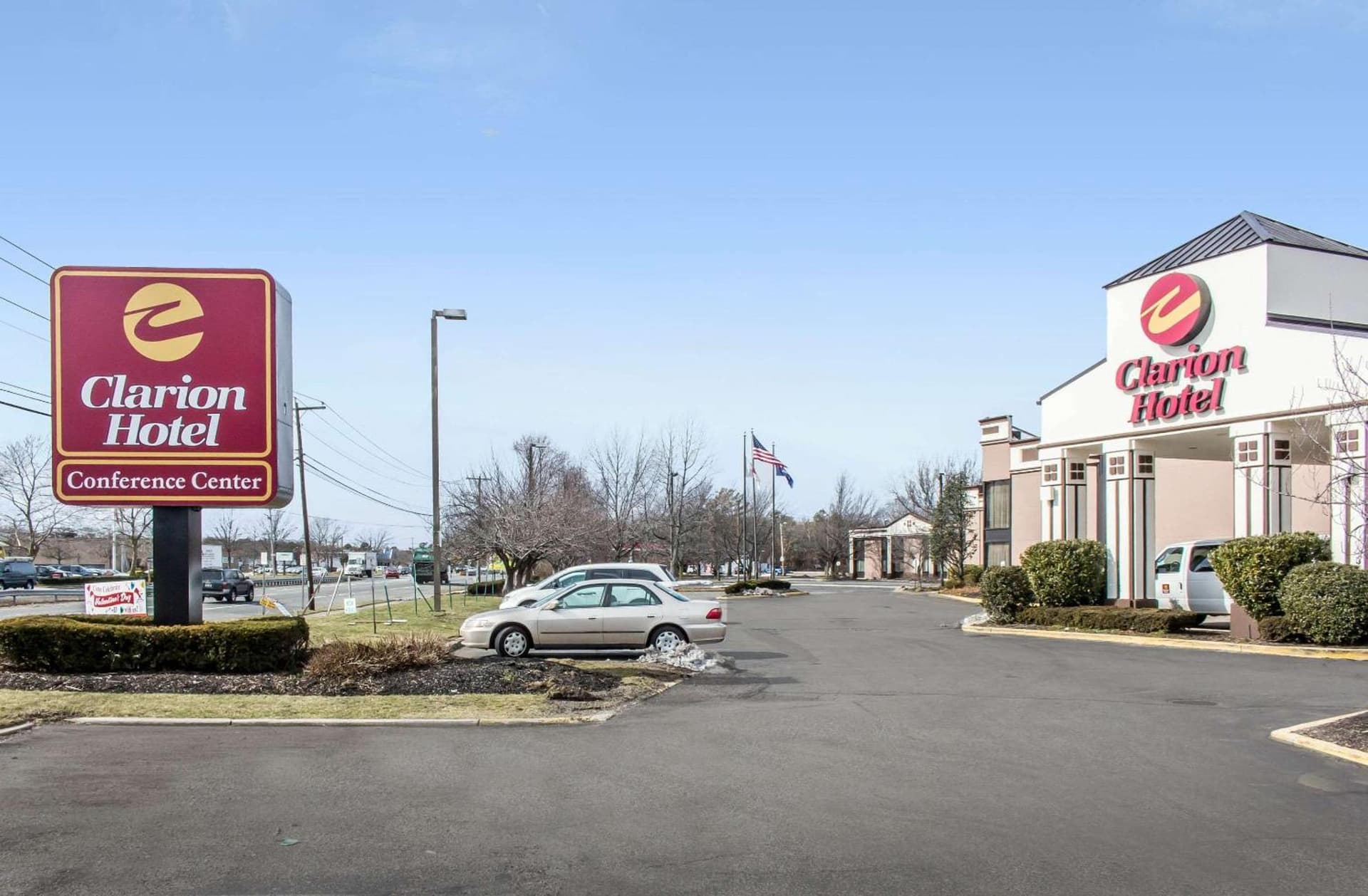 Clarion Hotel & Conference Center — hotel in Ronkonkoma, New York