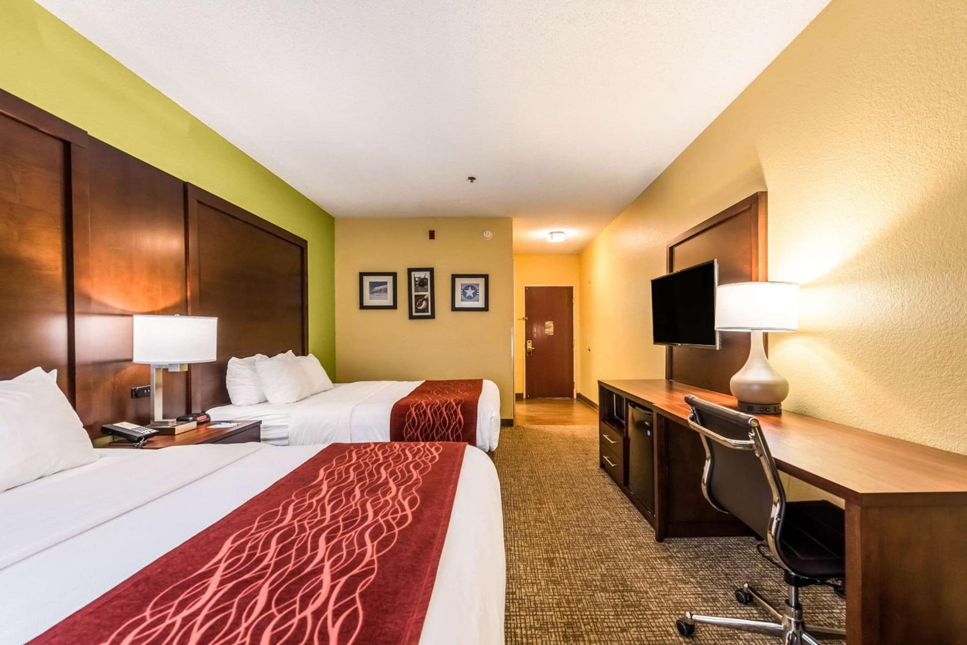 Comfort Inn & Suites Dayton Northwest - Englewood gallery photo in Dayton, OH — image 29