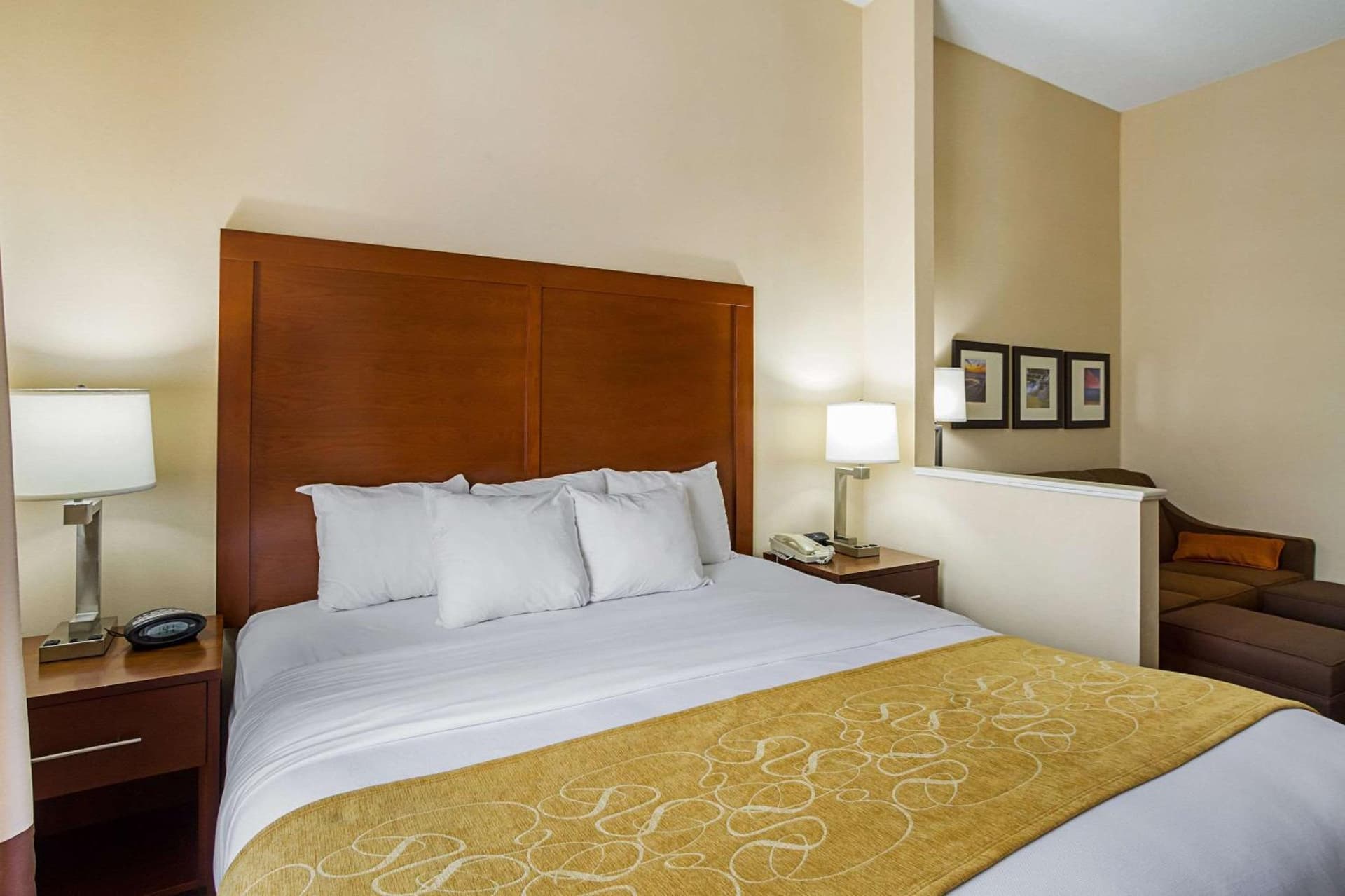 Comfort Suites Twinsburg gallery photo in Twinsburg, OH — image 12