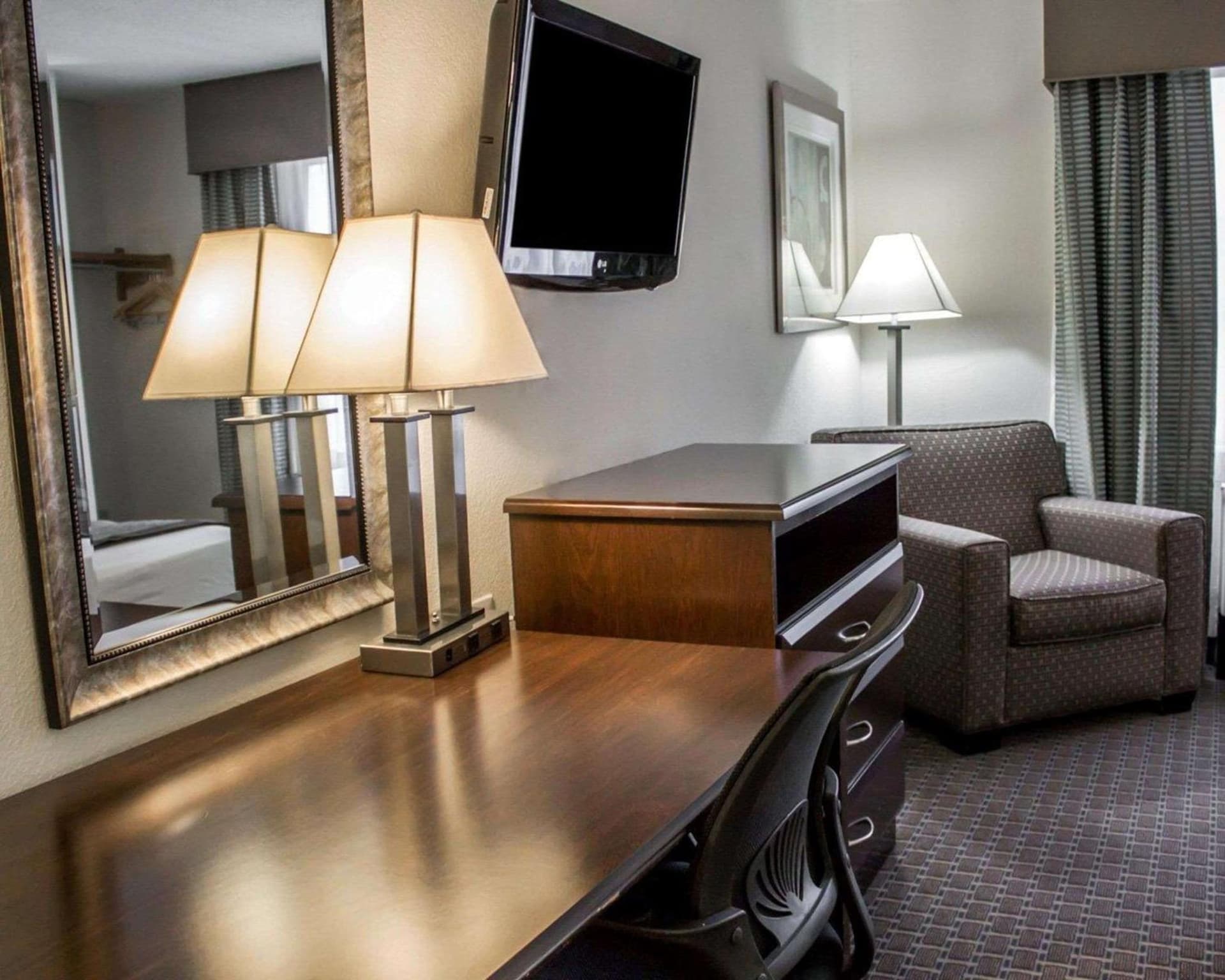 Copley Inn & Suites By OYO Akron OH gallery photo in Akron, OH — image 5