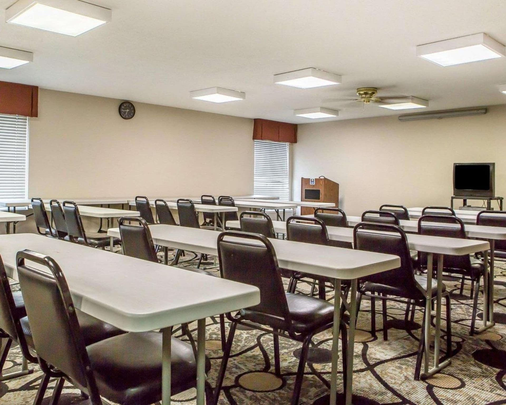 Quality Inn & Suites Circleville featured exterior or lobby in Circleville, OH — similar hotel