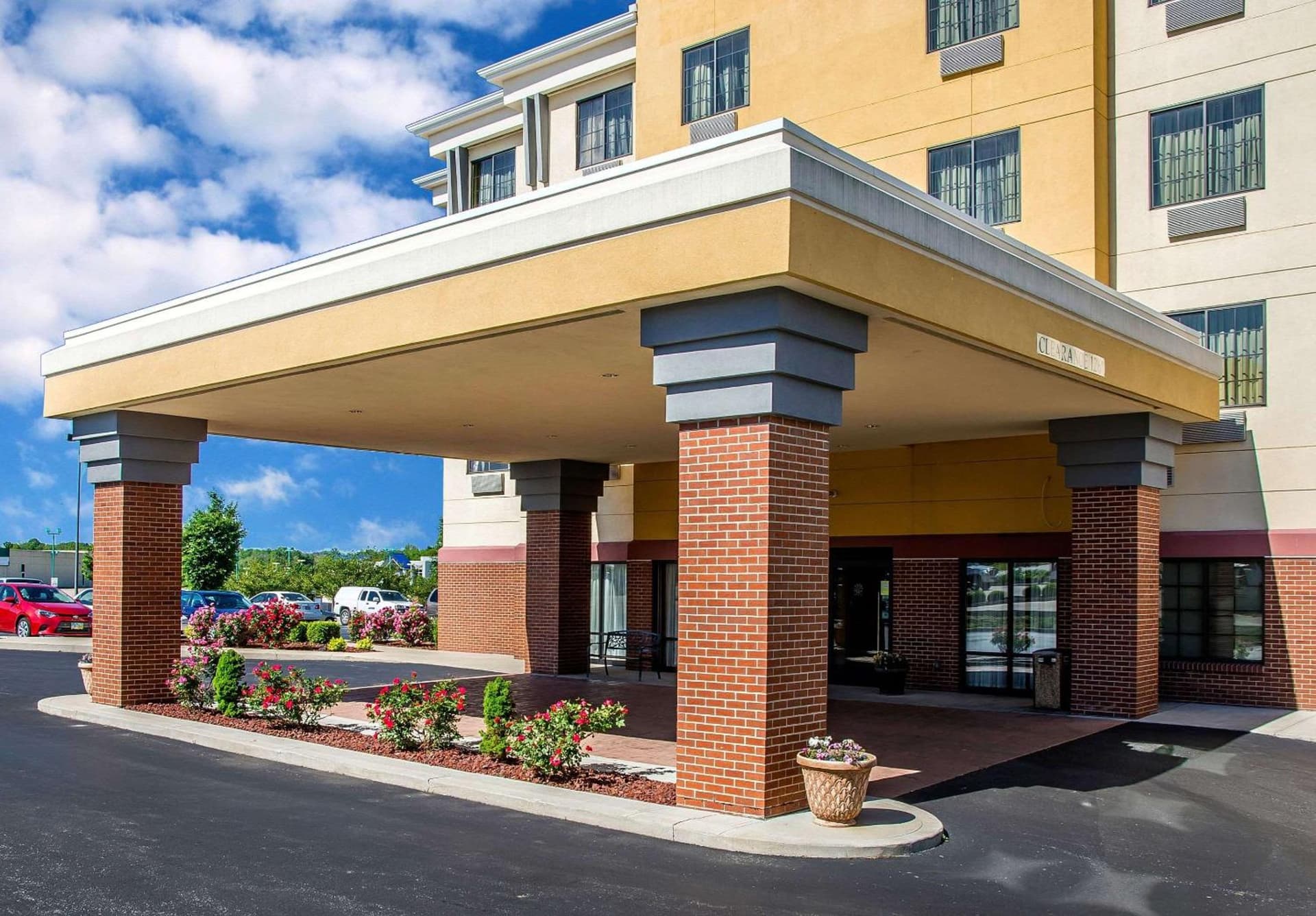 Spark by Hilton Cincinnati Fairfield interior in Forest Park, OH — gallery photo 2