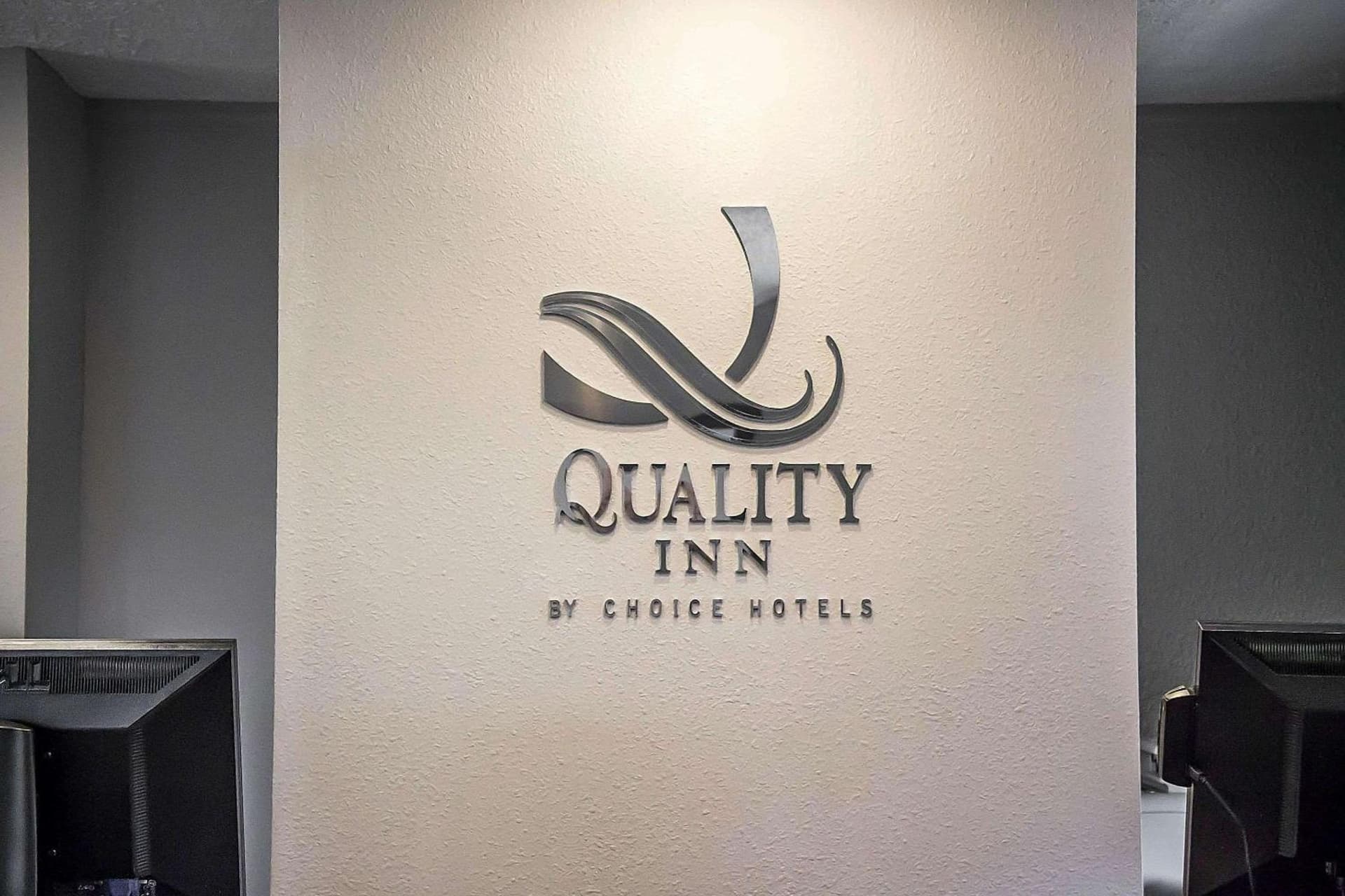 Quality Inn Cambridge gallery photo in Cambridge, OH — image 12
