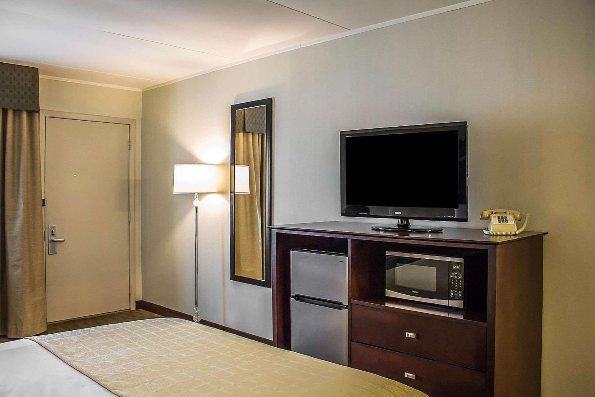 Quality Inn Cambridge gallery photo in Cambridge, OH — image 8