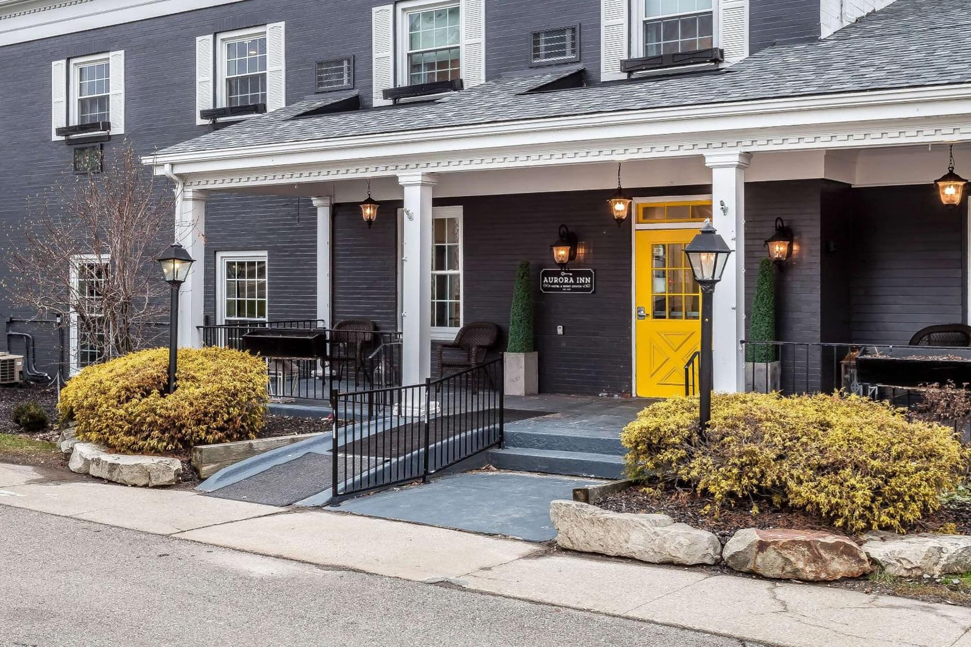 The Aurora Inn Hotel and Event Center interior in Aurora, OH — gallery photo 2