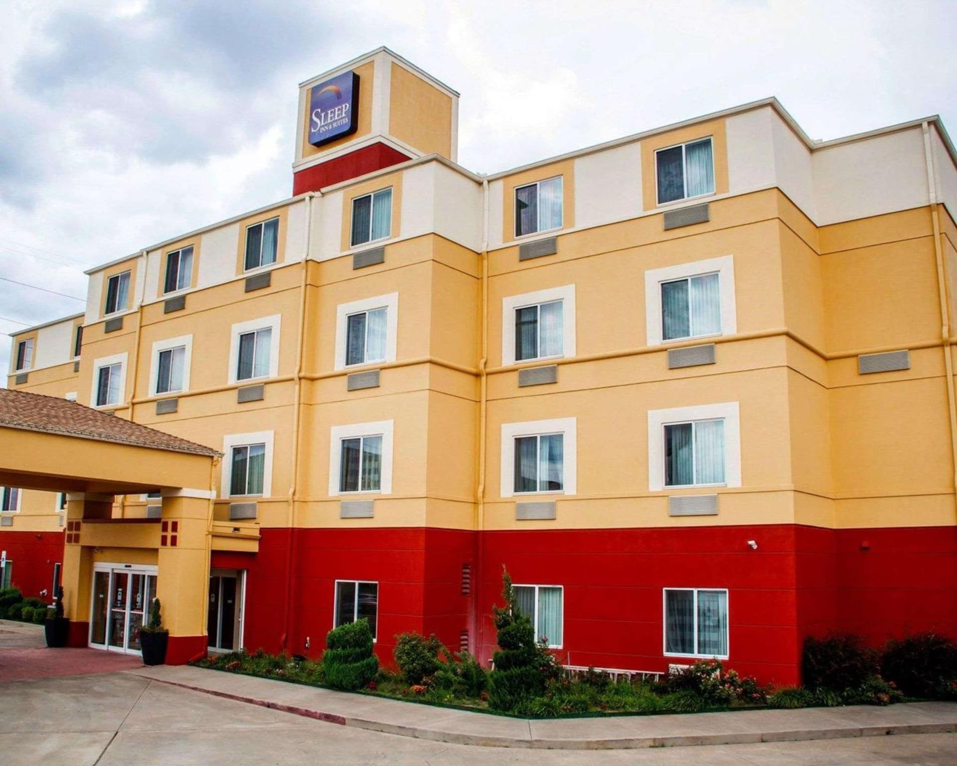 Sleep Inn & Suites Oklahoma City Northwest featured exterior or lobby in Oklahoma City, OK — similar hotel