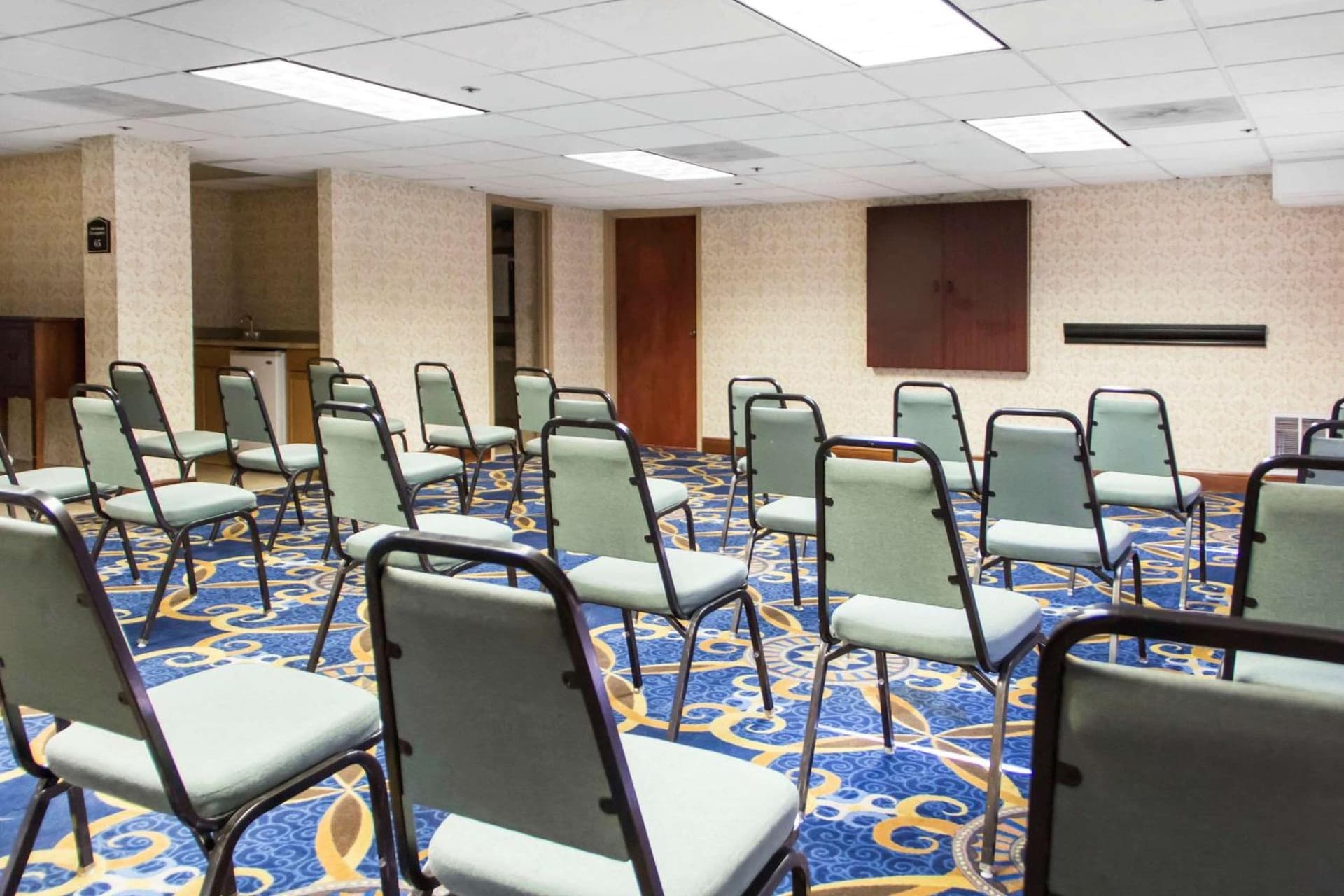 Ramada by Wyndham Tulsa Broken Arrow gallery photo in Broken Arrow, OK — image 34