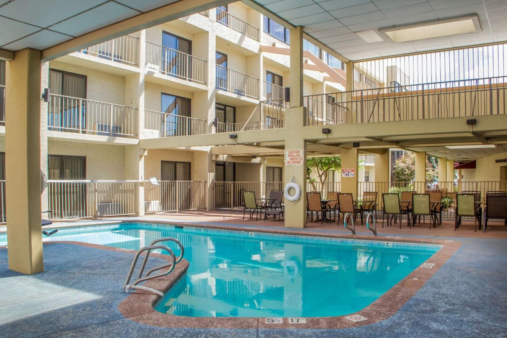 Ramada by Wyndham Tulsa Broken Arrow interior in Broken Arrow, OK — gallery photo 2