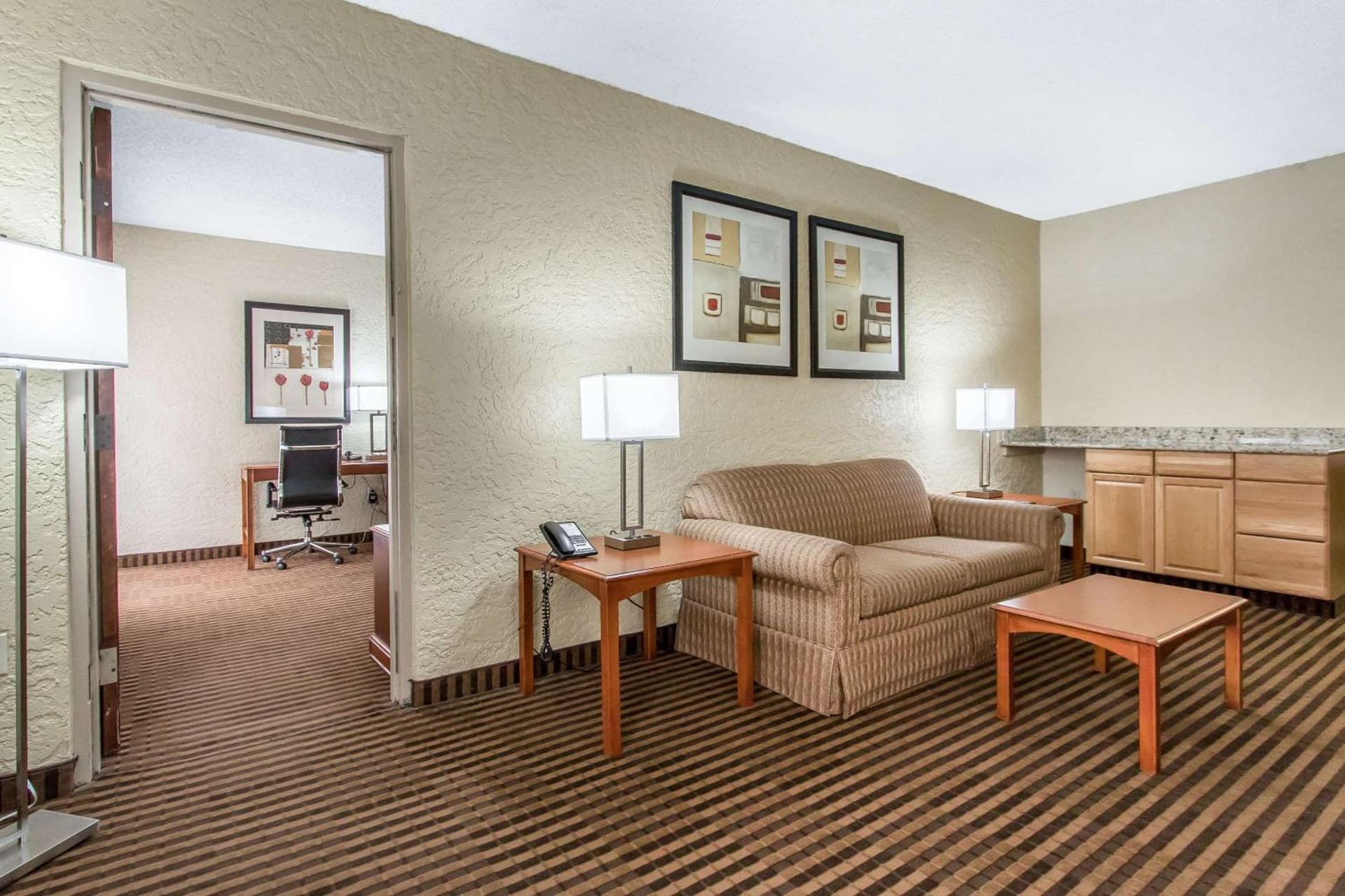 Ramada by Wyndham Tulsa Broken Arrow property views in Broken Arrow, OK — gallery photo 3
