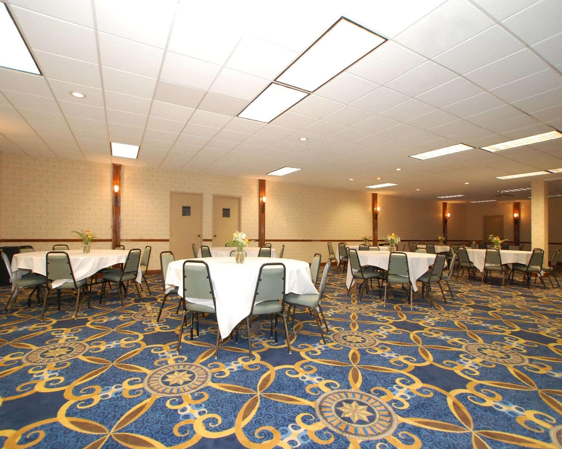 Ramada by Wyndham Tulsa Broken Arrow gallery photo in Broken Arrow, OK — image 28