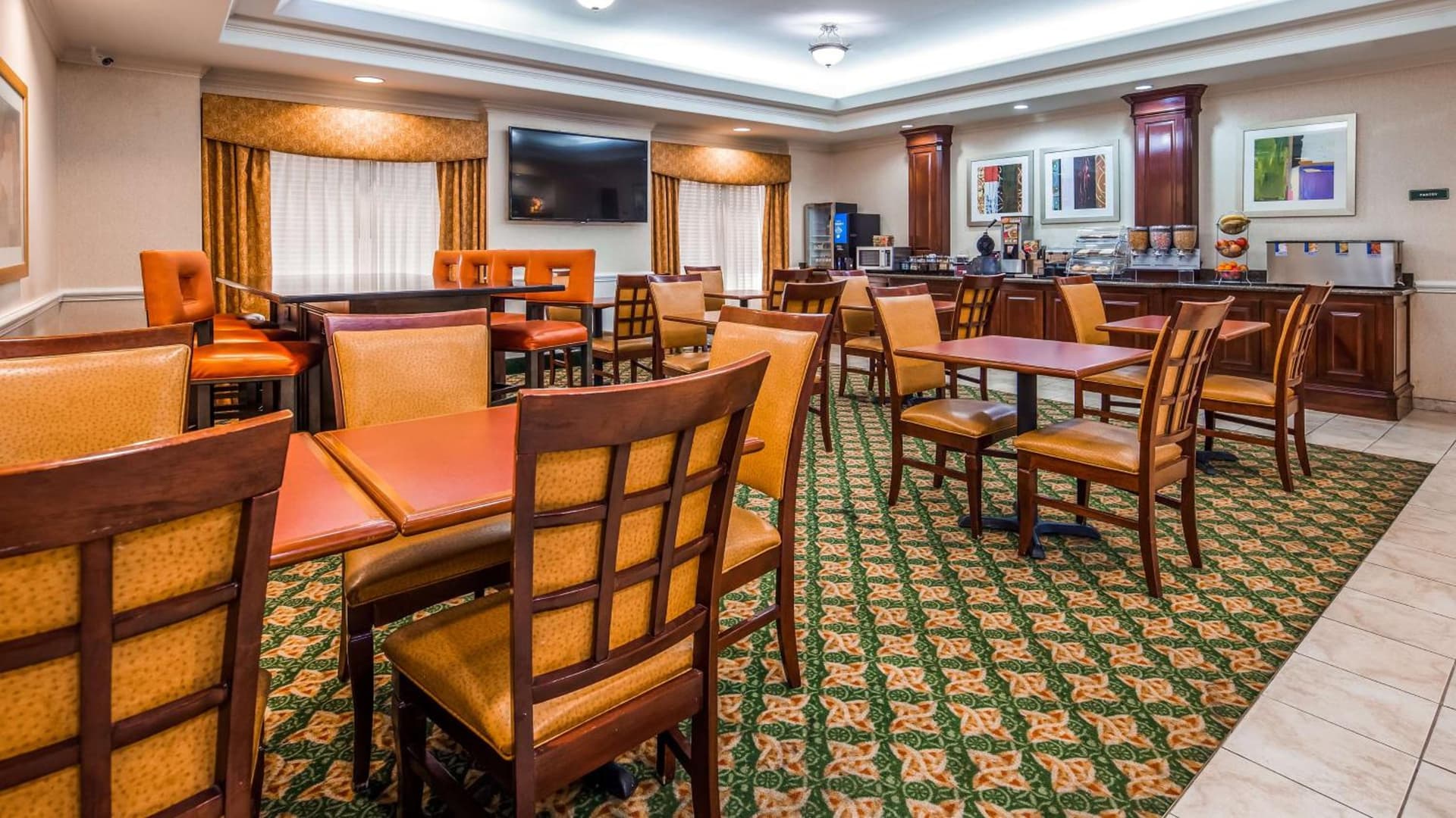 Best Western Plus Waxahachie Inn & Suites gallery photo in Waxahachie, TX — image 6