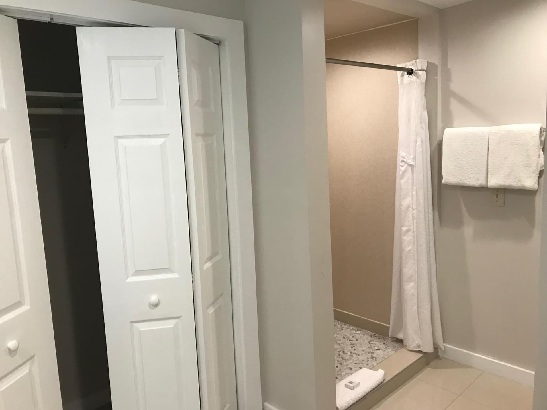 HOM Hotel Gainesville, SureStay Collection by Best Western gallery photo in Gainesville, FL — image 30