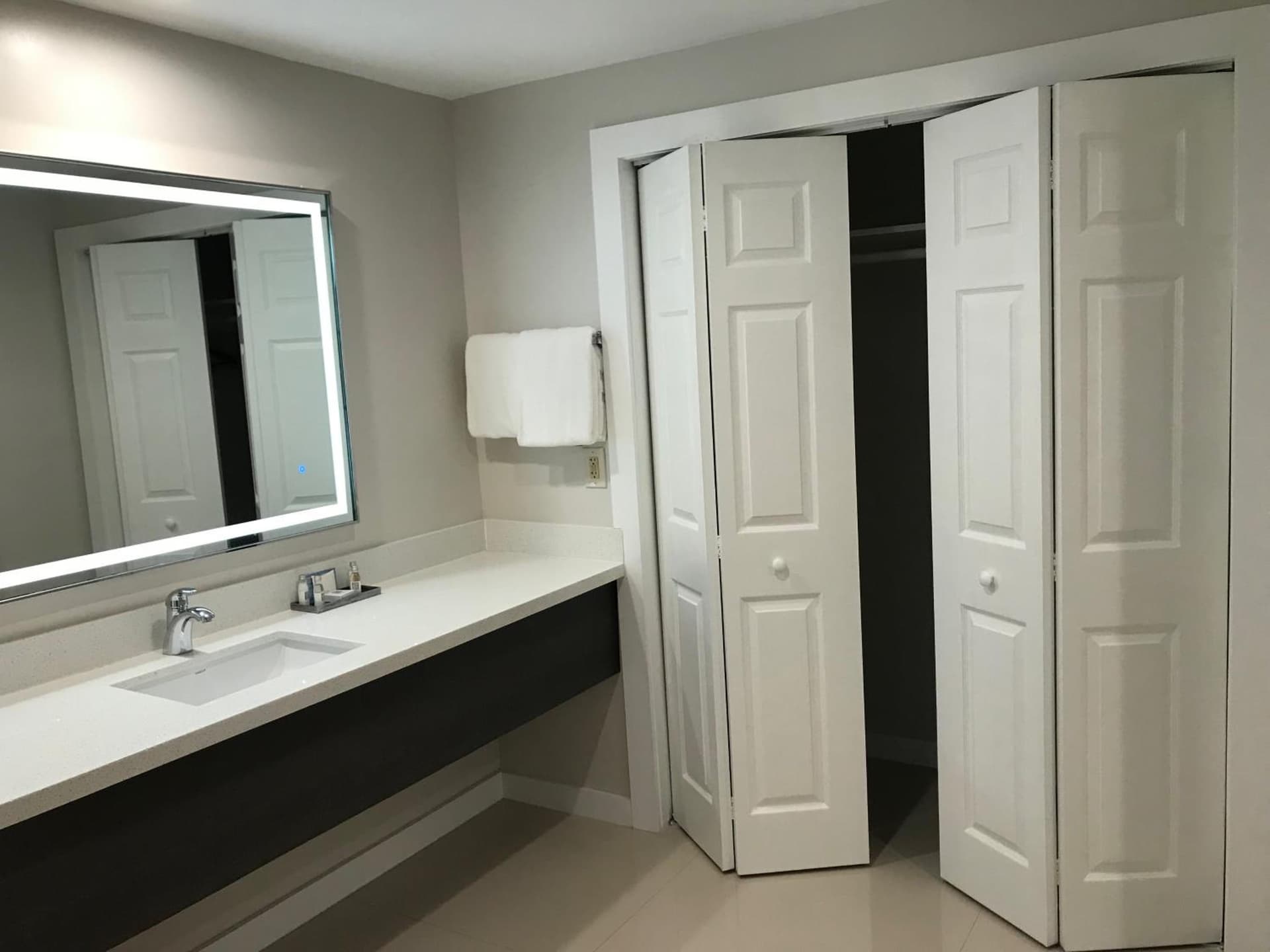 HOM Hotel Gainesville, SureStay Collection by Best Western gallery photo in Gainesville, FL — image 23