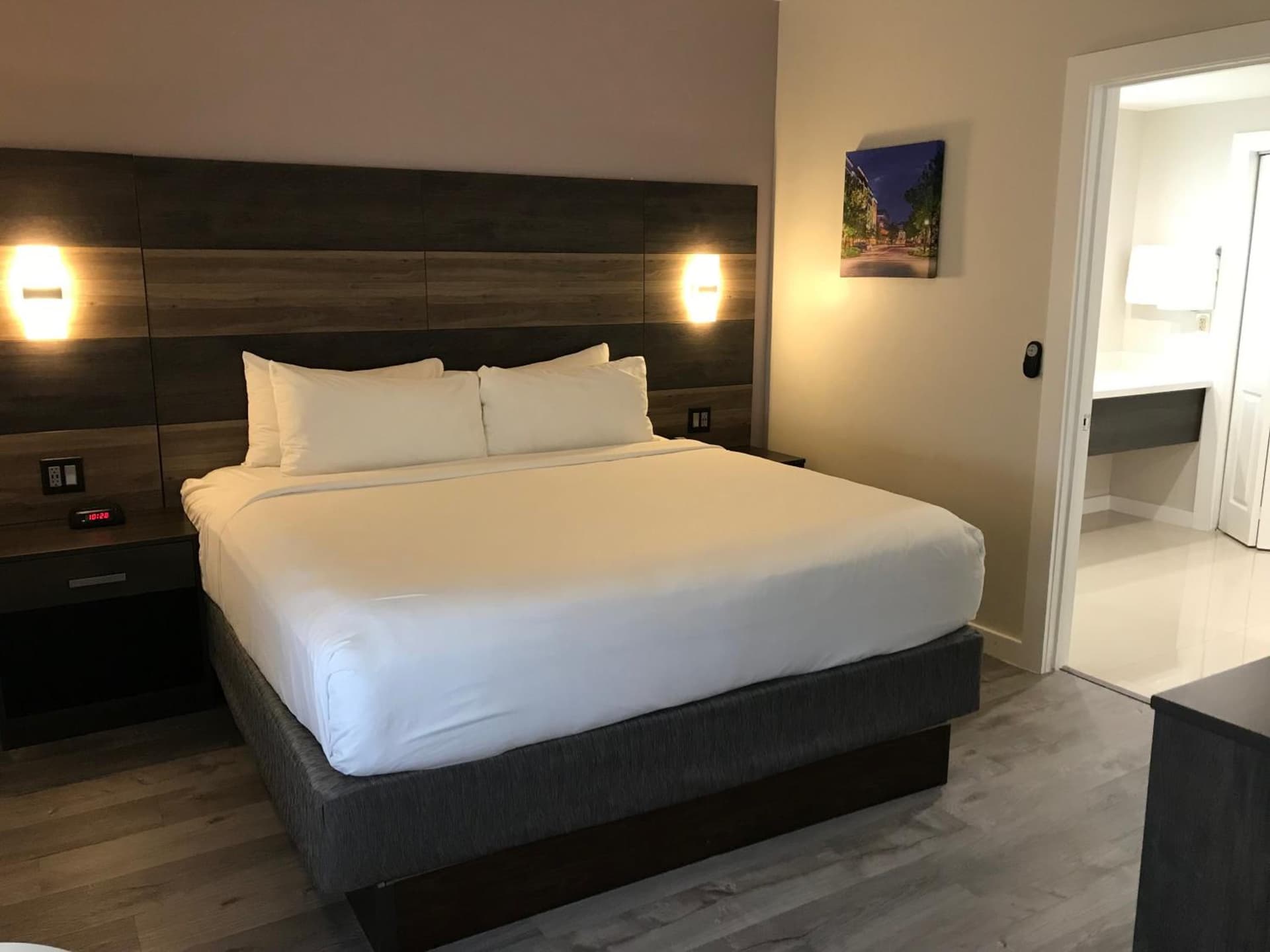 HOM Hotel Gainesville, SureStay Collection by Best Western gallery photo in Gainesville, FL — image 46
