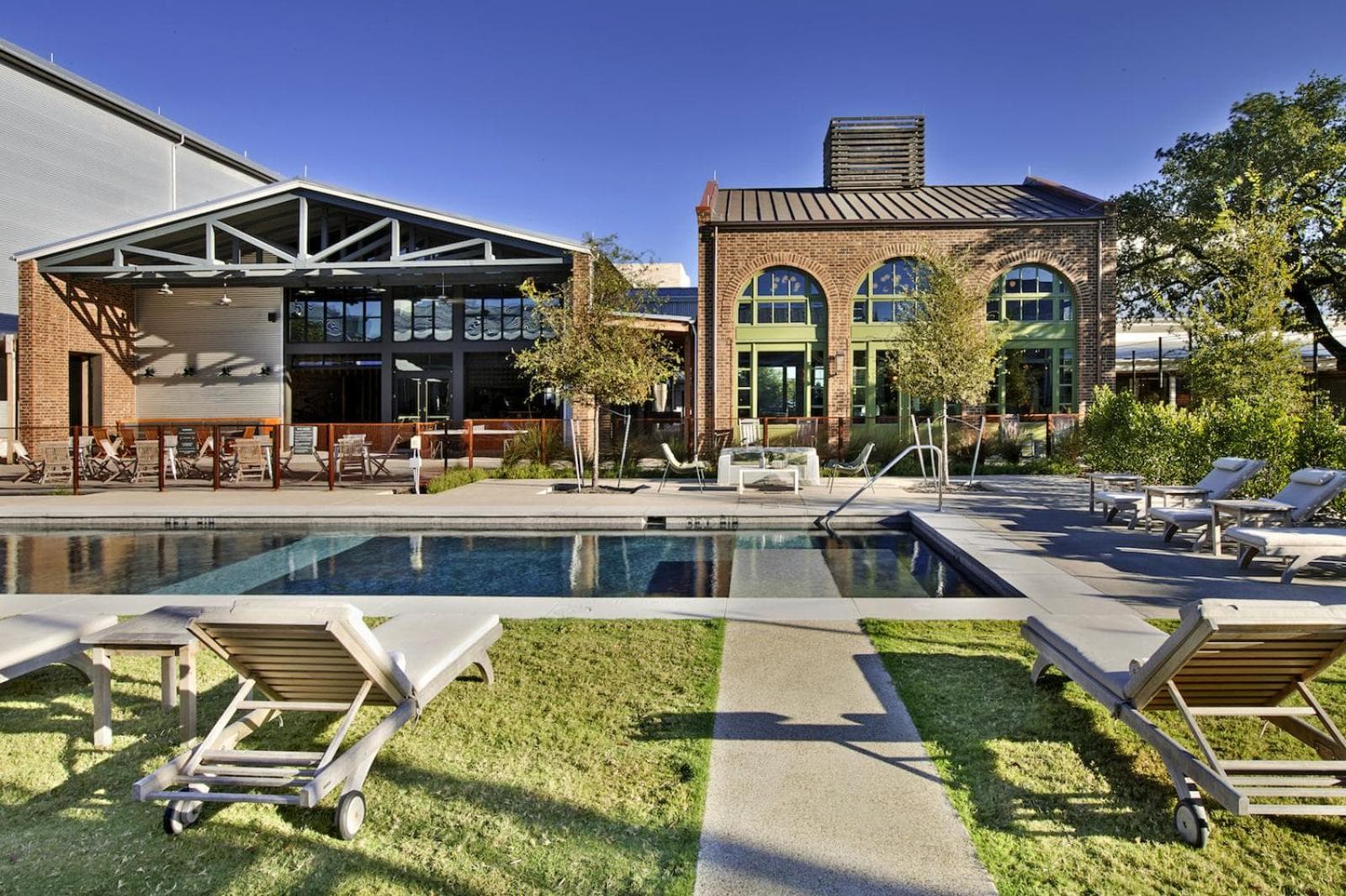 Cavalry Court, by Valencia Hotel Collection gallery photo in College Station, TX — image 11