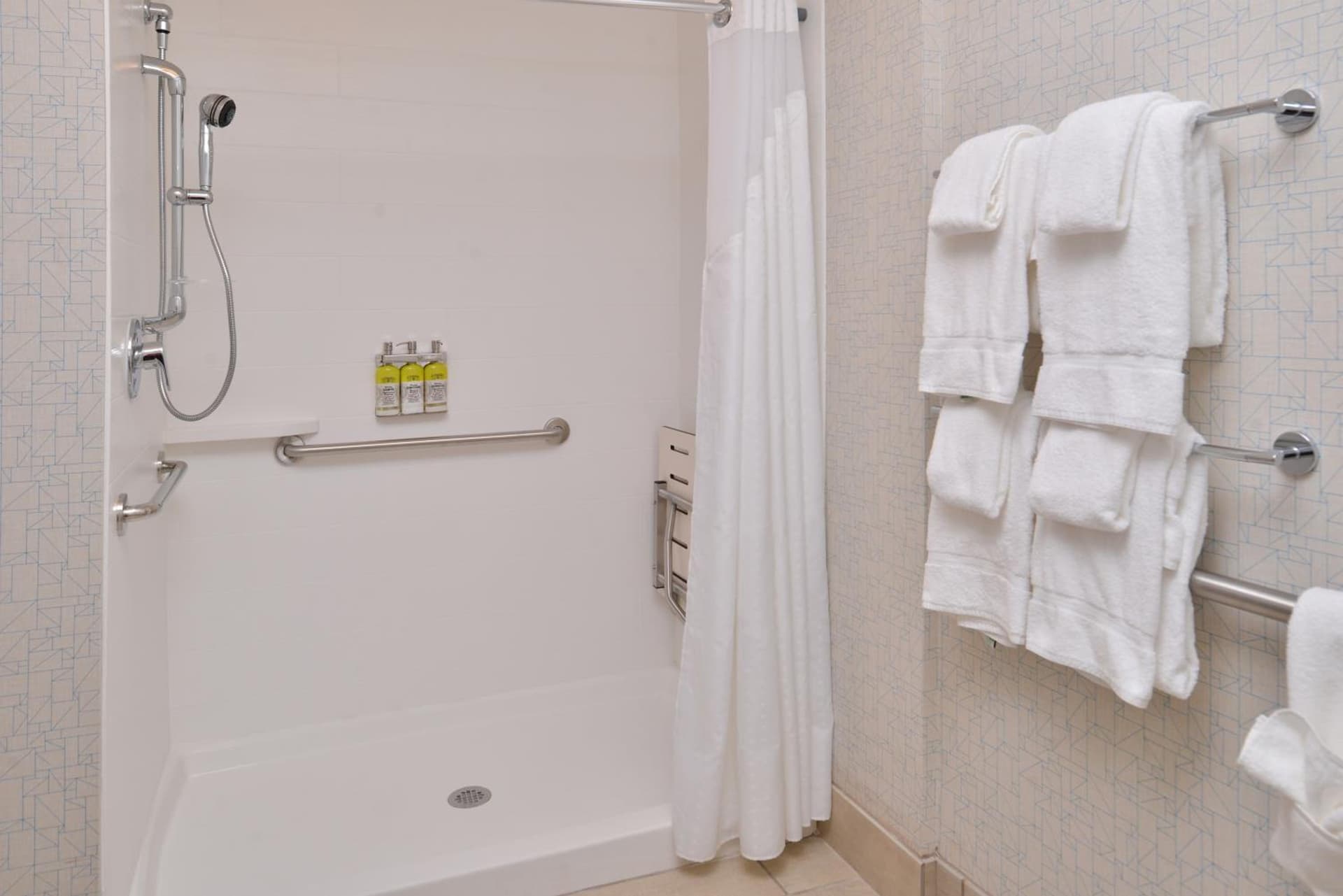 Holiday Inn Express Melbourne West by IHG interior in Melbourne, FL — gallery photo 2