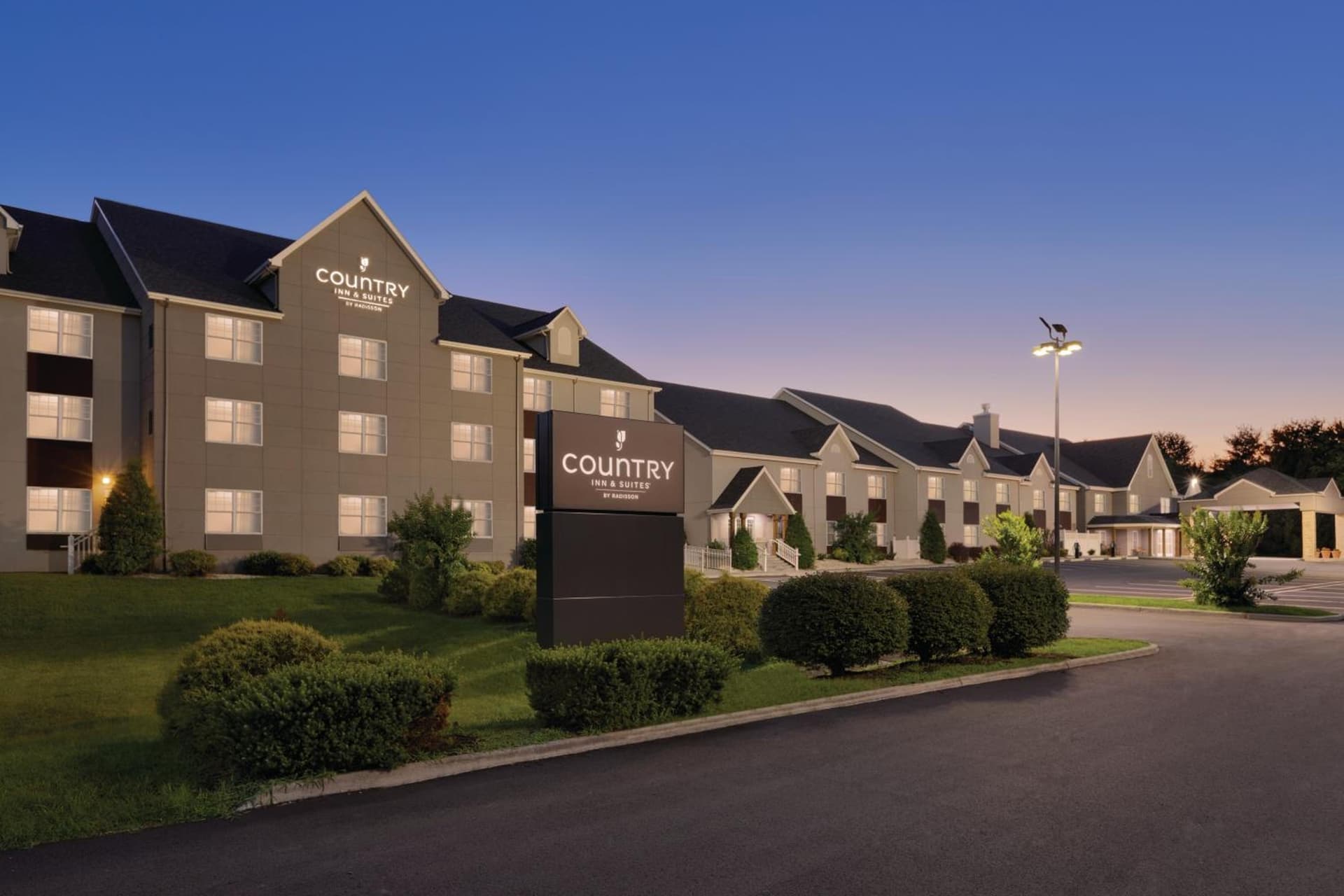 Country Inn & Suites by Radisson, Roanoke, VA gallery photo in Roanoke, VA — image 22