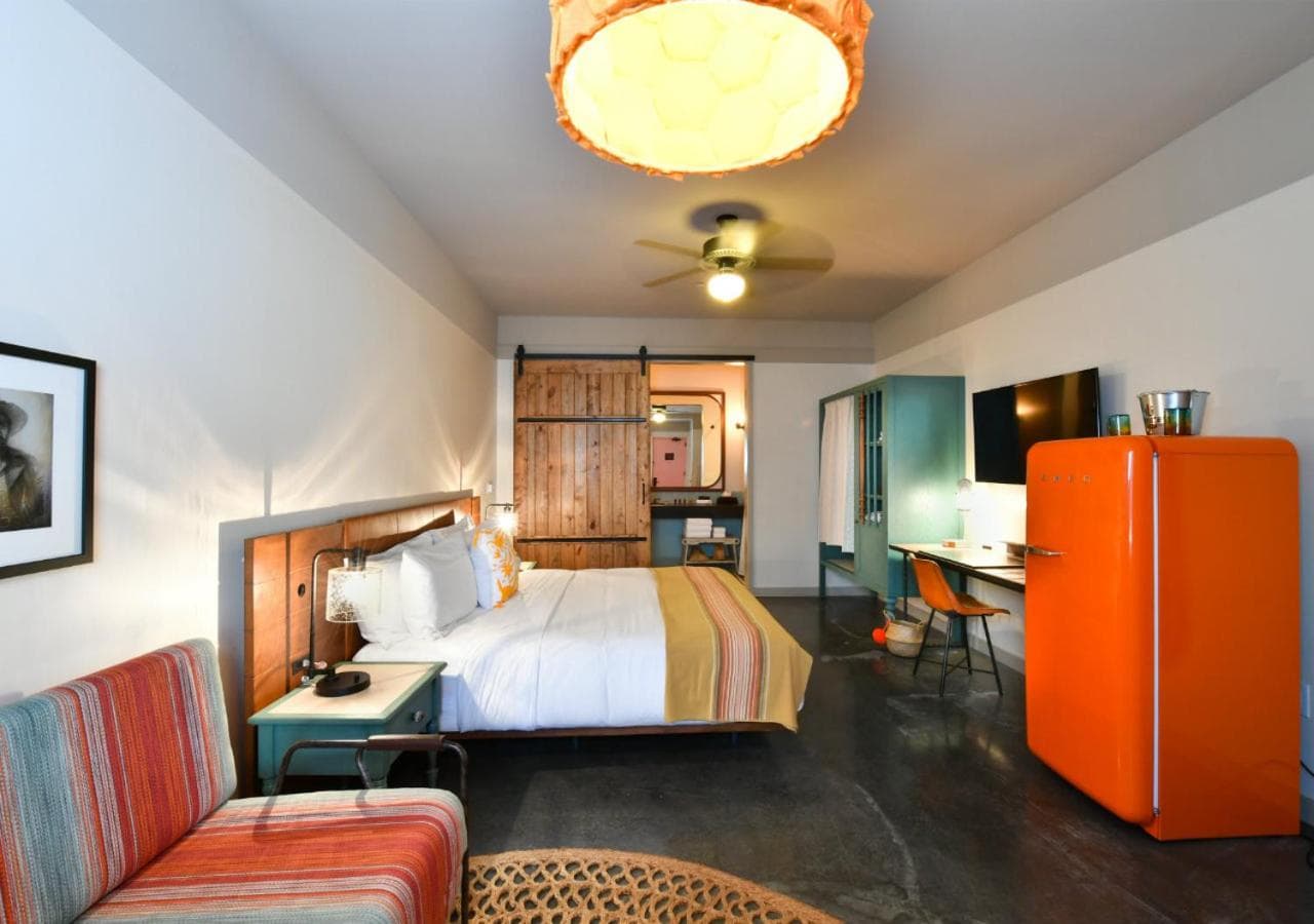 Texican Court, by Valencia Hotel Collection gallery photo in Irving, TX — image 7