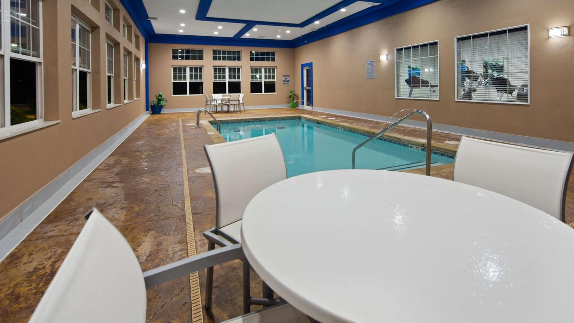 Best Western PLUS Inn of Muskogee property views in Muskogee, OK — gallery photo 3