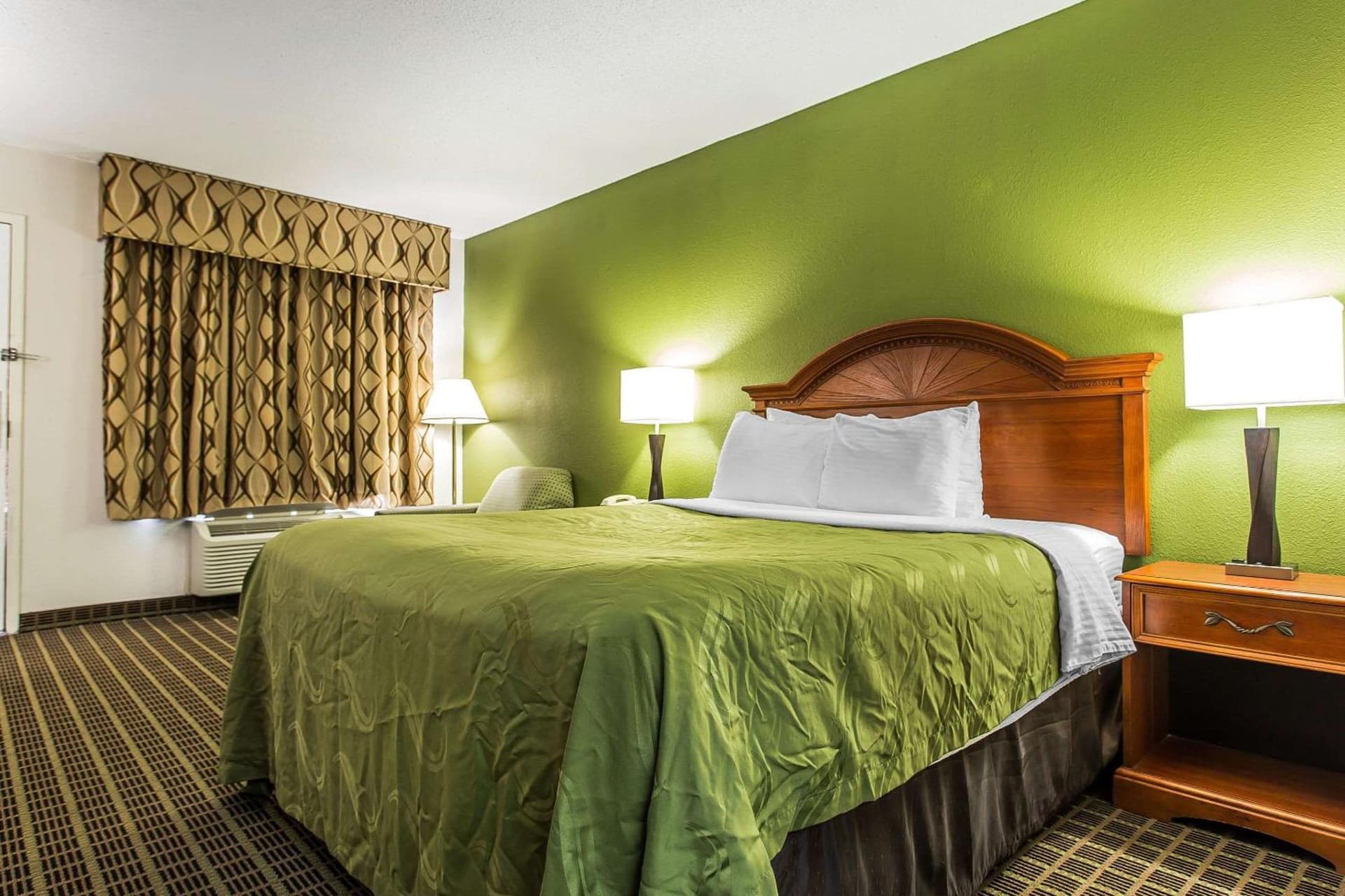 Quality Inn & Suites Orangeburg property views in Orangeburg, SC — gallery photo 3