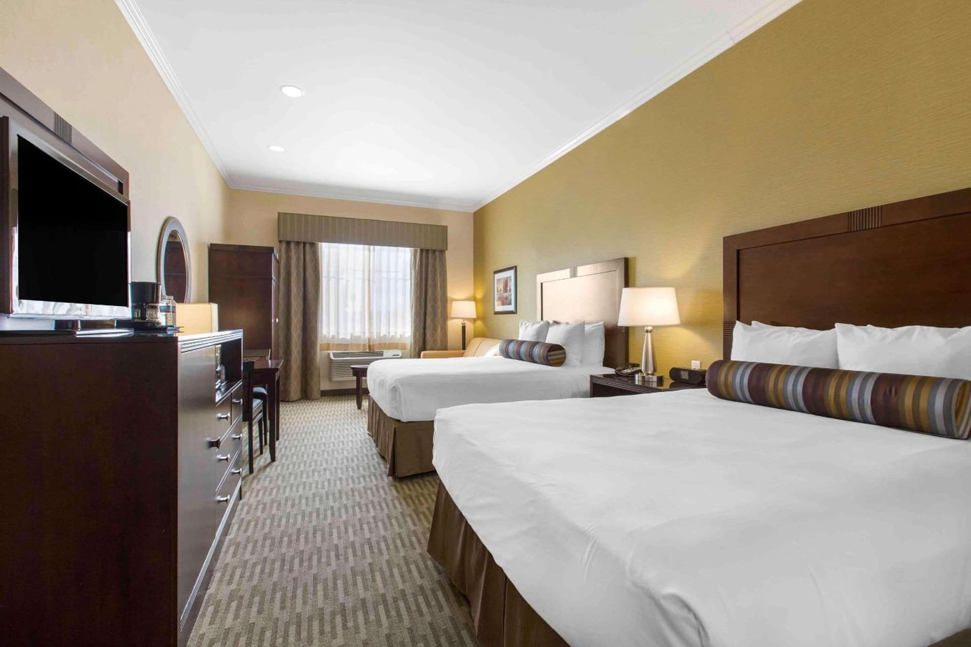 The Oaks Hotel & Suites gallery photo in Paso Robles — image 28